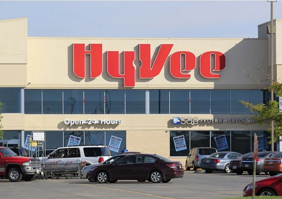 Plan for Hy-Vee grocery store in Bartlett moves forward
