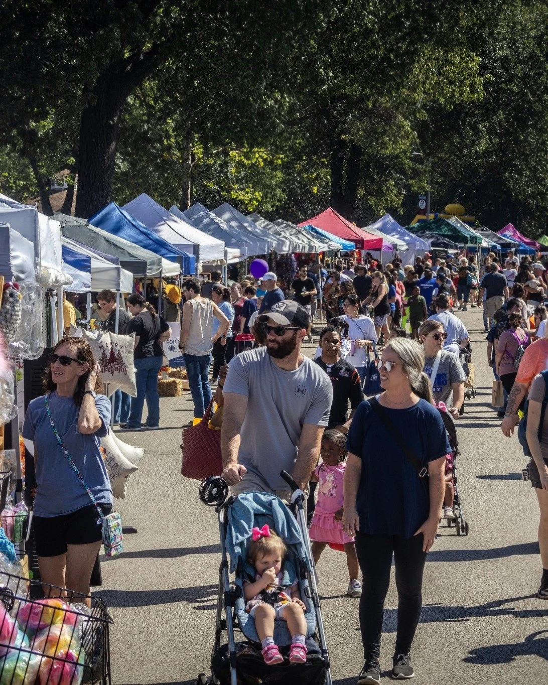 🐖🔥🍴 We were thrilled to play a part in this year&rsquo;s Bartlett Fall Festival &amp; BBQ Contest by putting some awesome swag bags together! A huge thank you to our incredible members who donated the items to make it possible:

@bank_of_bartlett
