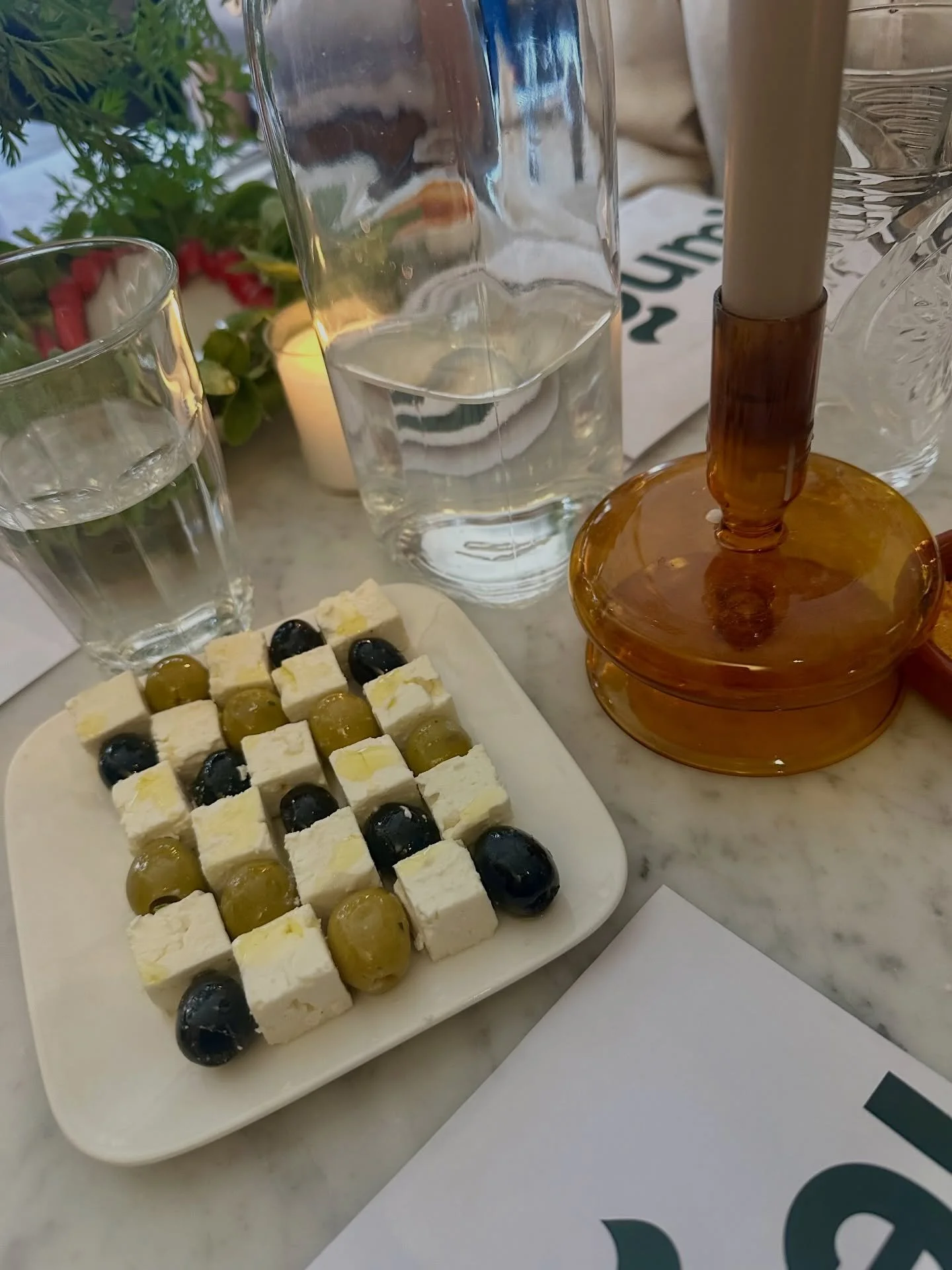 From first to last bite&hellip;
This 4 Seasons Dinner wasn&rsquo;t just dinner

It was built around the four phases of the female cycle;
follicular, ovulation, luteal, and menstrual and each course reflected a phase.

A table full of women (and reall