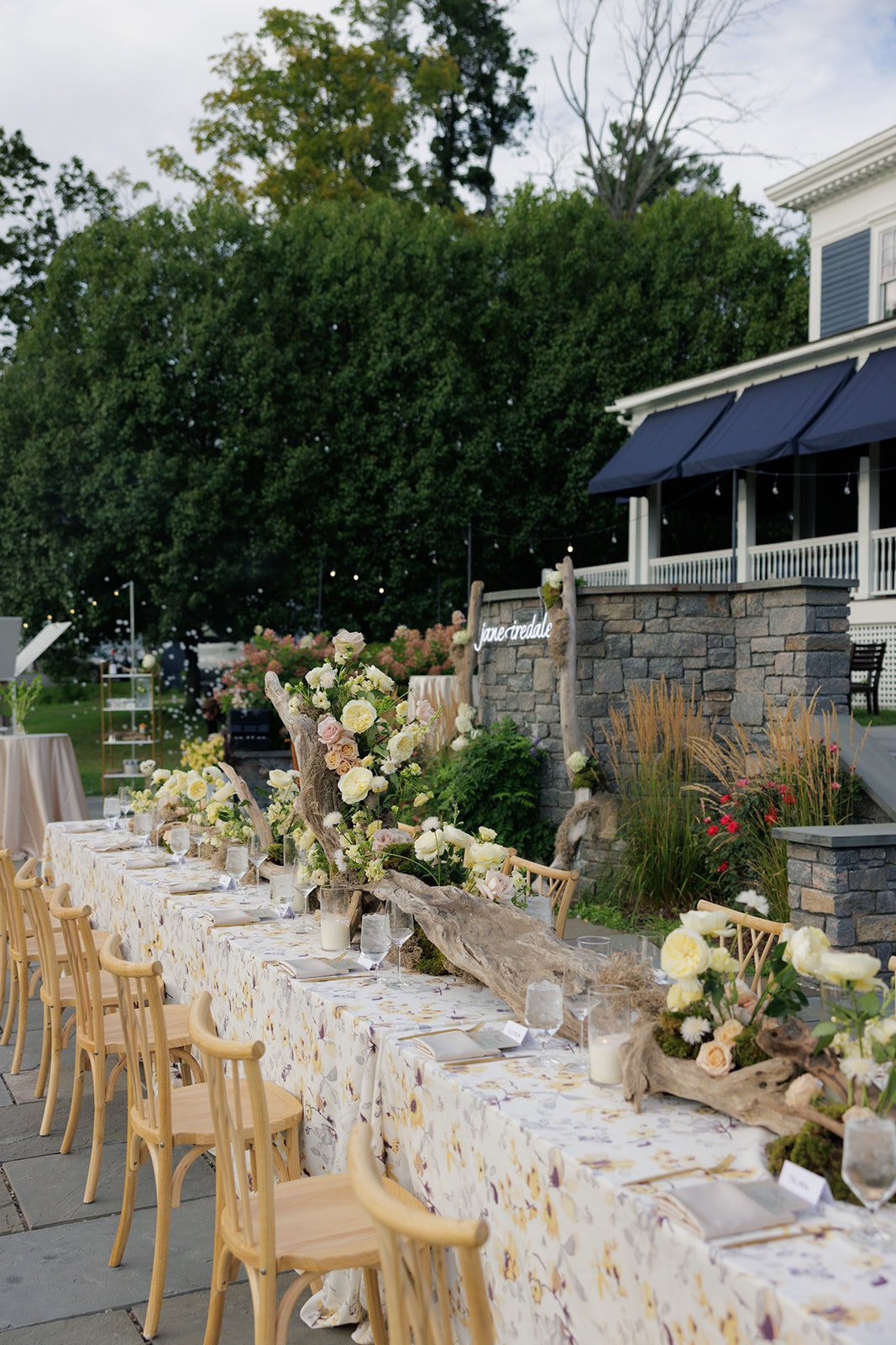 JaneIredale-TheSkincareMakeup-AbigailFentonPhotography-RootedinTheBerkshiresSummer-DinnerPartyatTheKemble-Lenox (91 of 402).jpeg