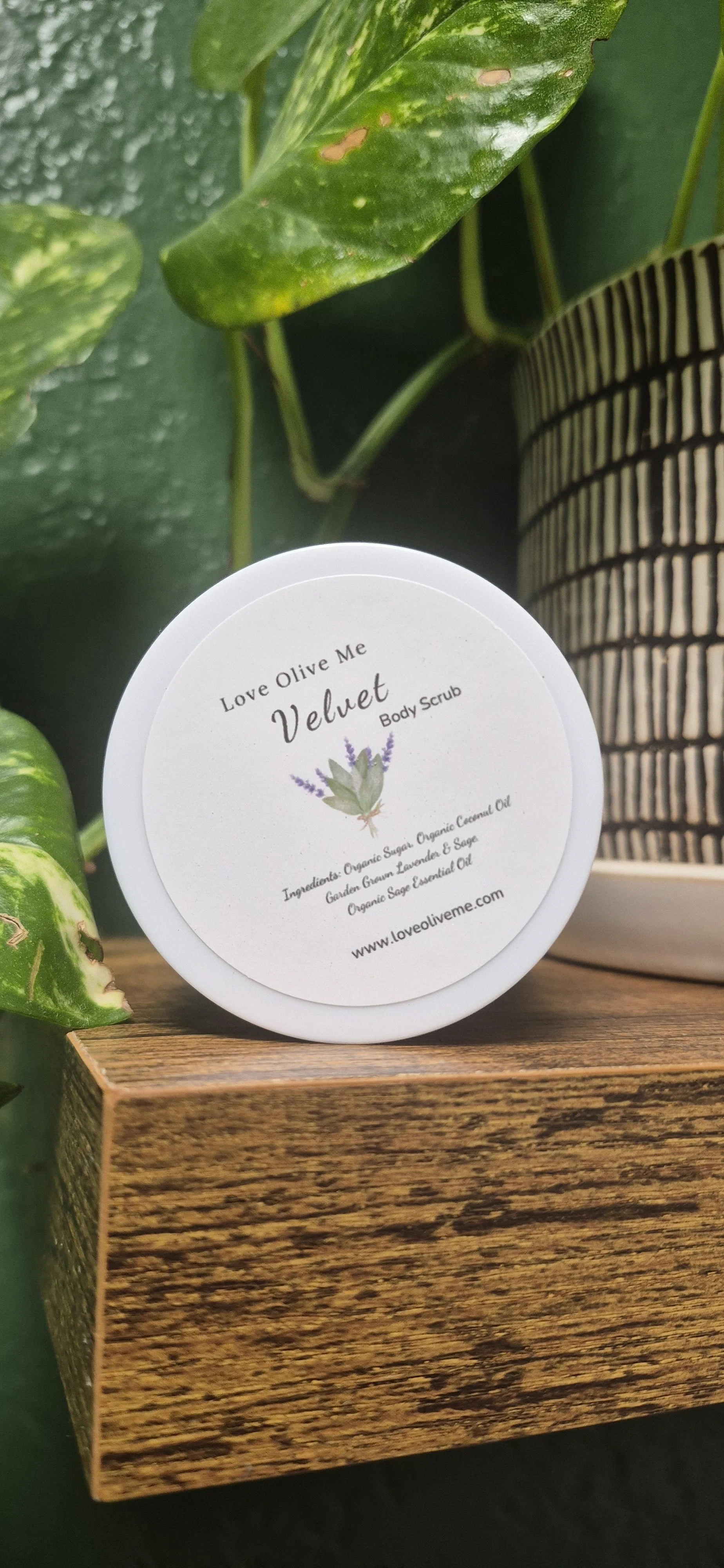 Velvet Body Scrub