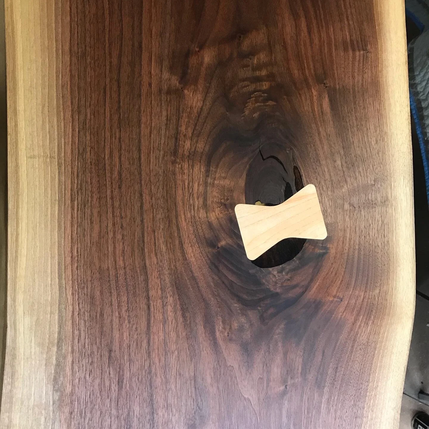 Knothole Bowtie