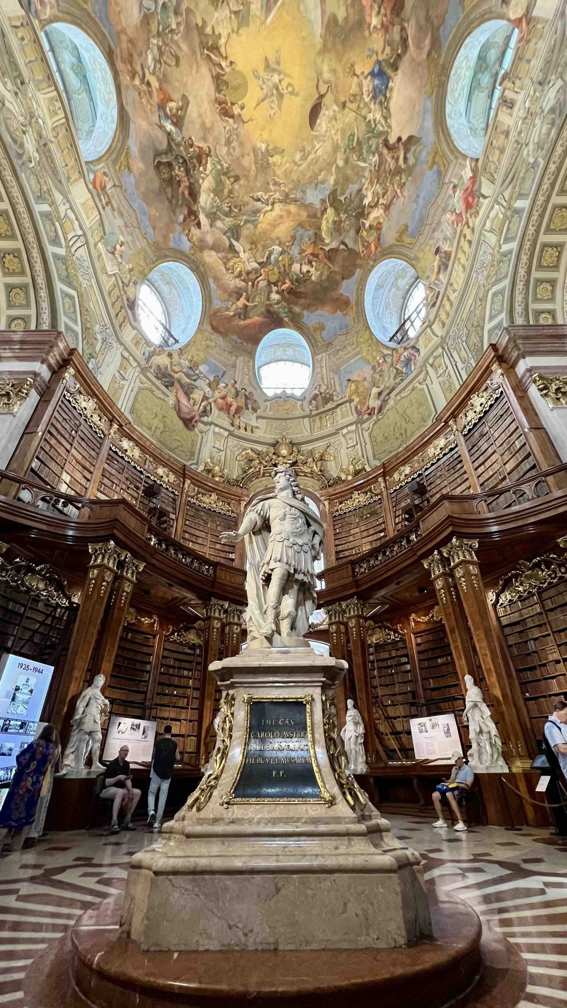 VIENNA - AUSTRIAN NATIONAL LIBRARY 04.jpeg