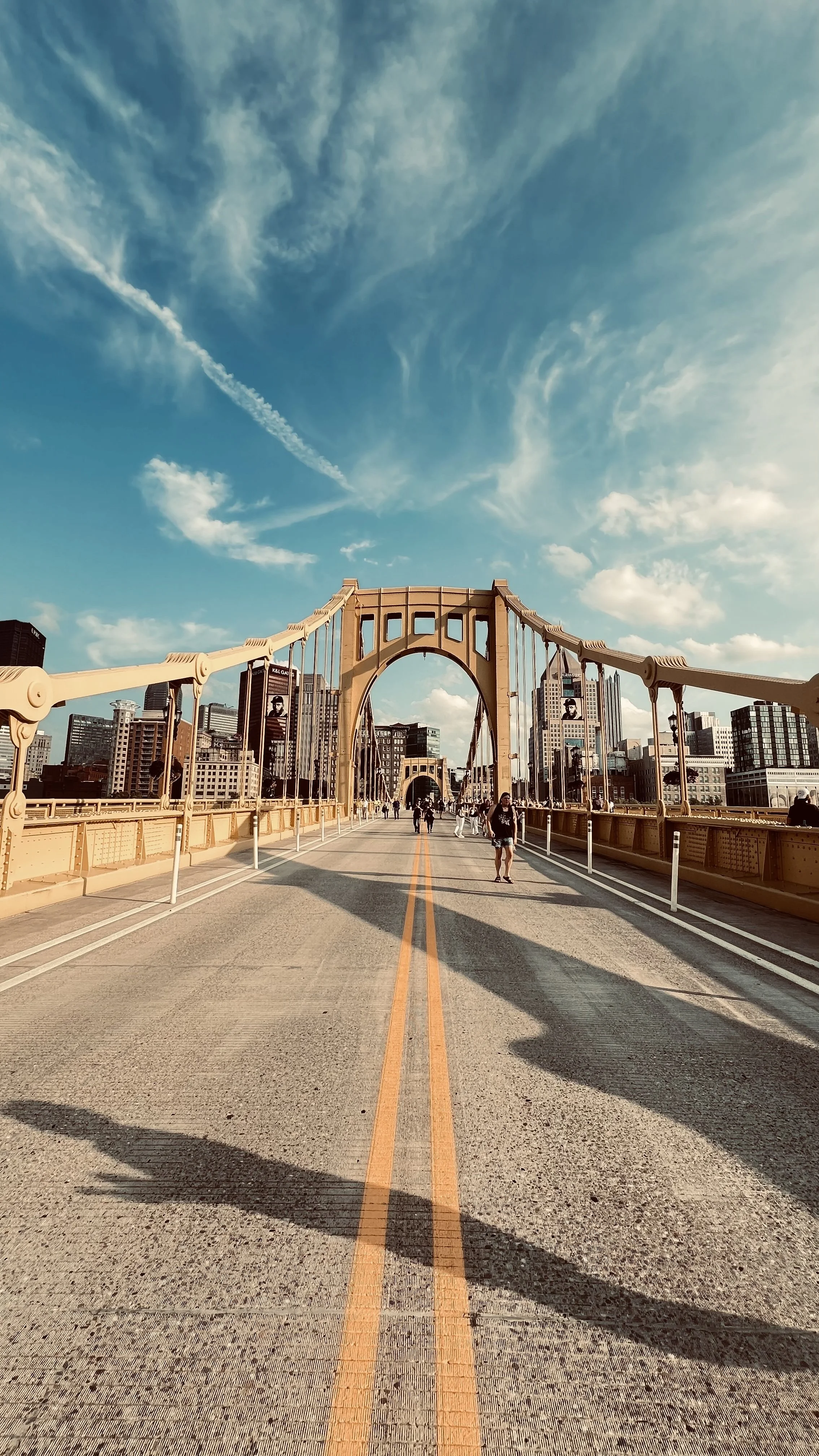 INN &amp; OUT: PITTSBURGH, PENNSYLVANIA 