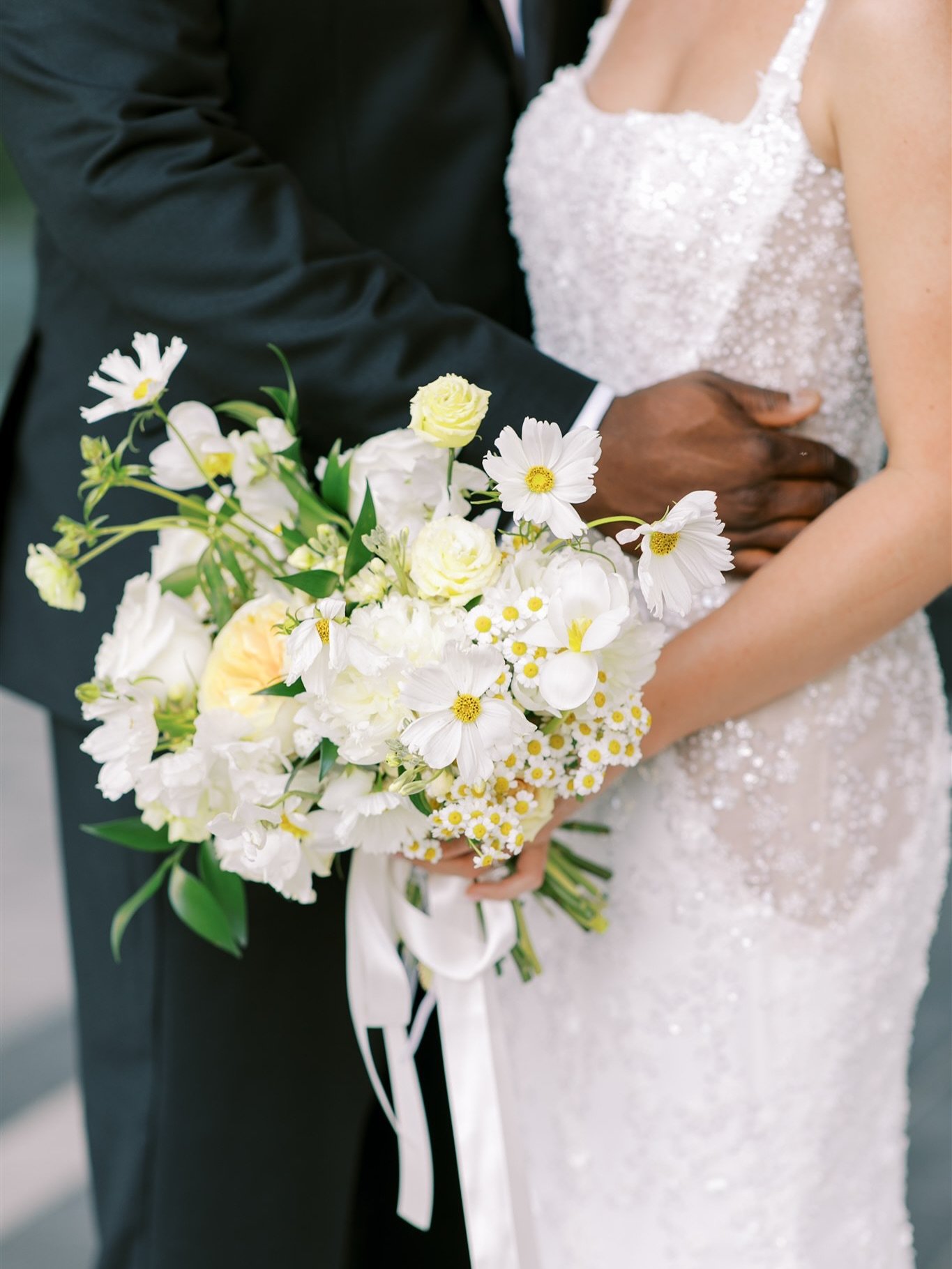 &amp; it was all yellow💛🌼☀️

.

Planner: @theeventdesignco 
Floral: @forgatherfloralco 
Venue: @threefeathersterrace 
Video: @dml.films 
Bridal: @taylorswitzermakeup @superiorbridal
Groom: @sorencustom 
Cake: @cherssophisticakes 
Bridesmaids: @park