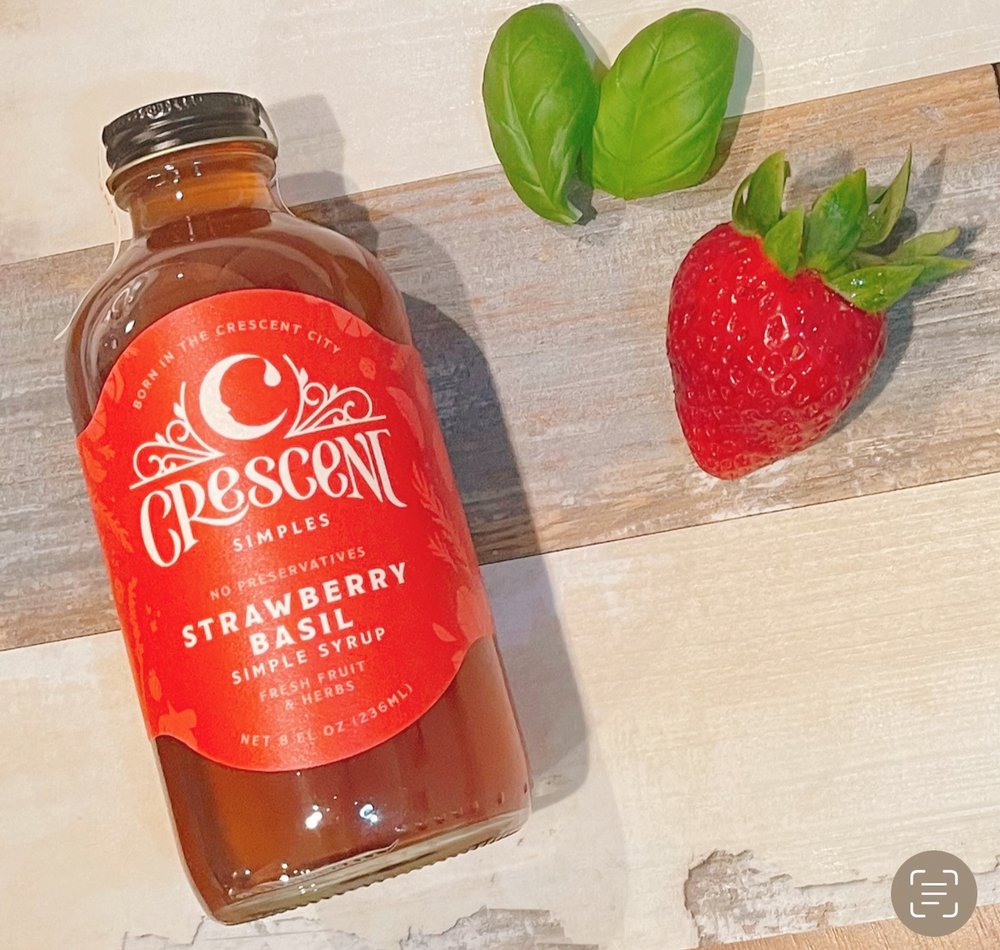 Crescent Simples strawberry basil