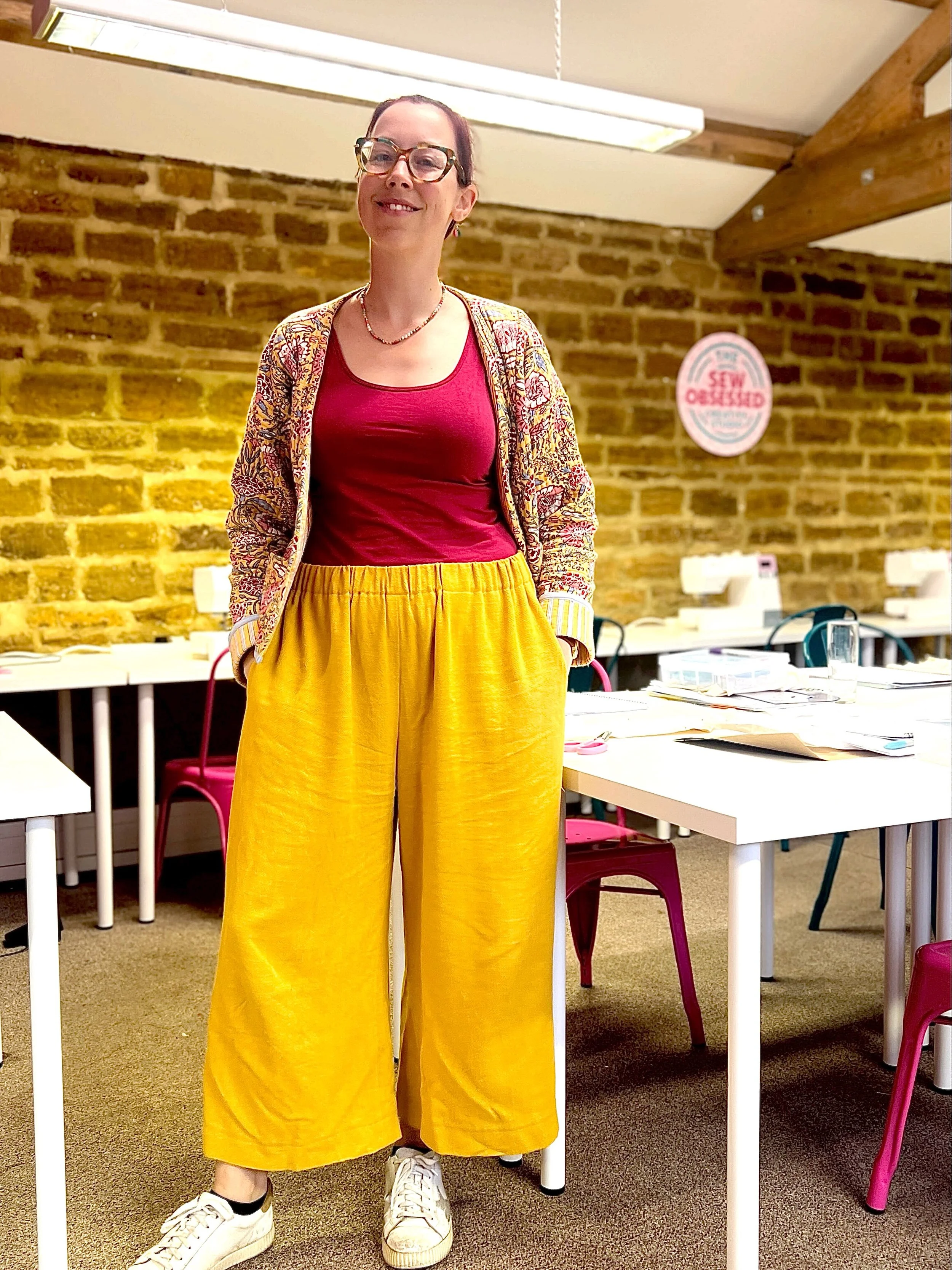 My Sunday trousers are putting in a shift on my second day teaching bodice fitting at the Fabric Obsession today! I just love this colour and they are soo comfy! We&rsquo;re also entering the layering season so my quilted Sundown Cover-up is going to