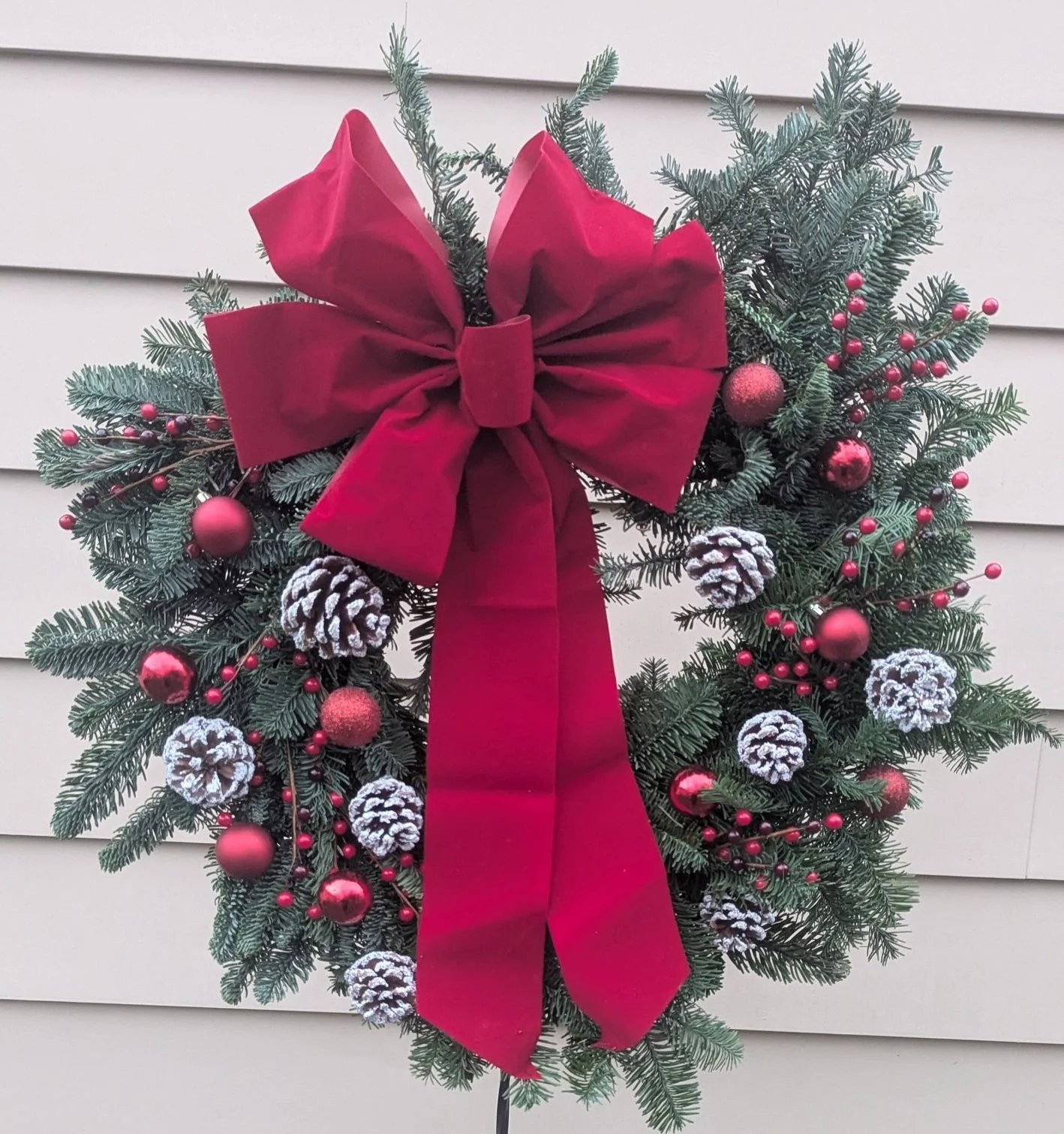 Wreath Decorating Workshop at Werner Books