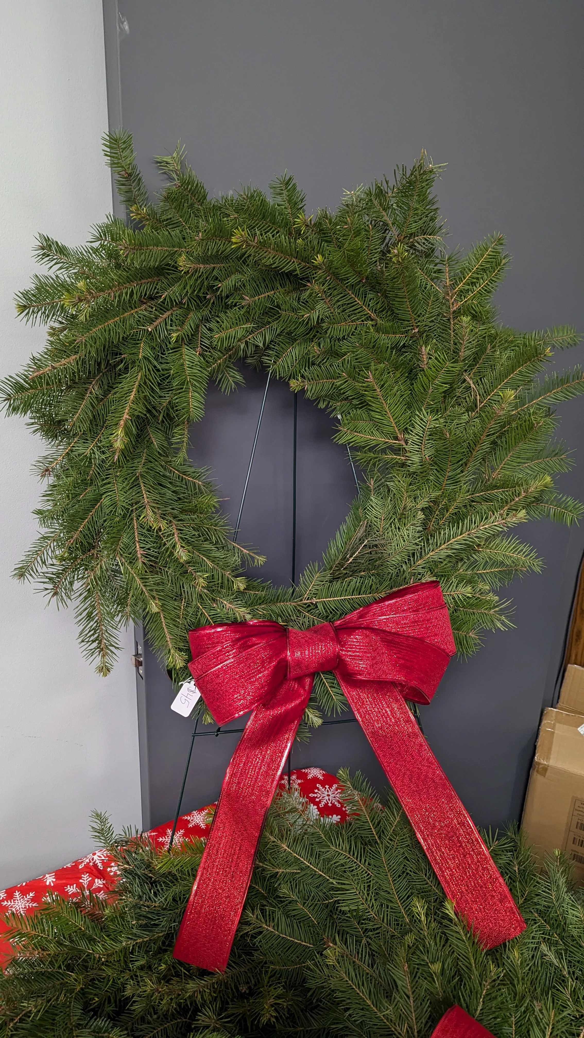 Handmade Fresh Evergreen Wreath - Classic
