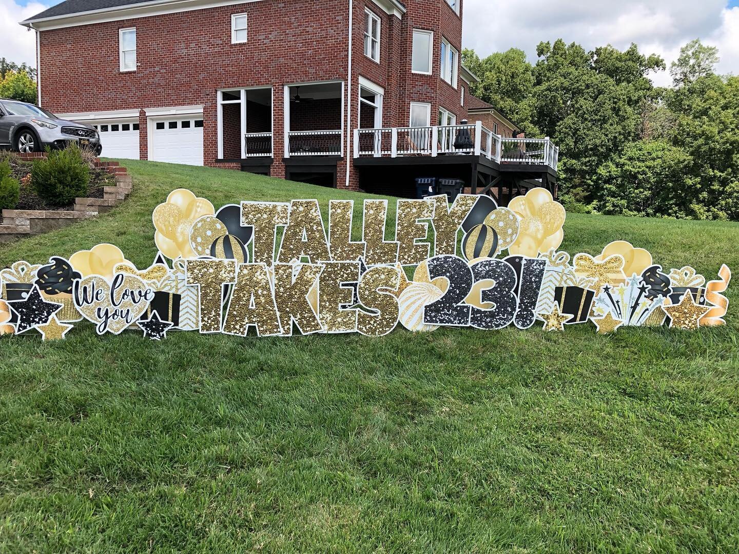 We loved being a part of this custom backyard party! Talley takes 23! 🥳🤩

#Harrisburgyardcard #harrisburgnc #concordnc #midlandnc #yardcard #yardsign #happybirthday #party #celebrate #sayitintheyard #supportlocal