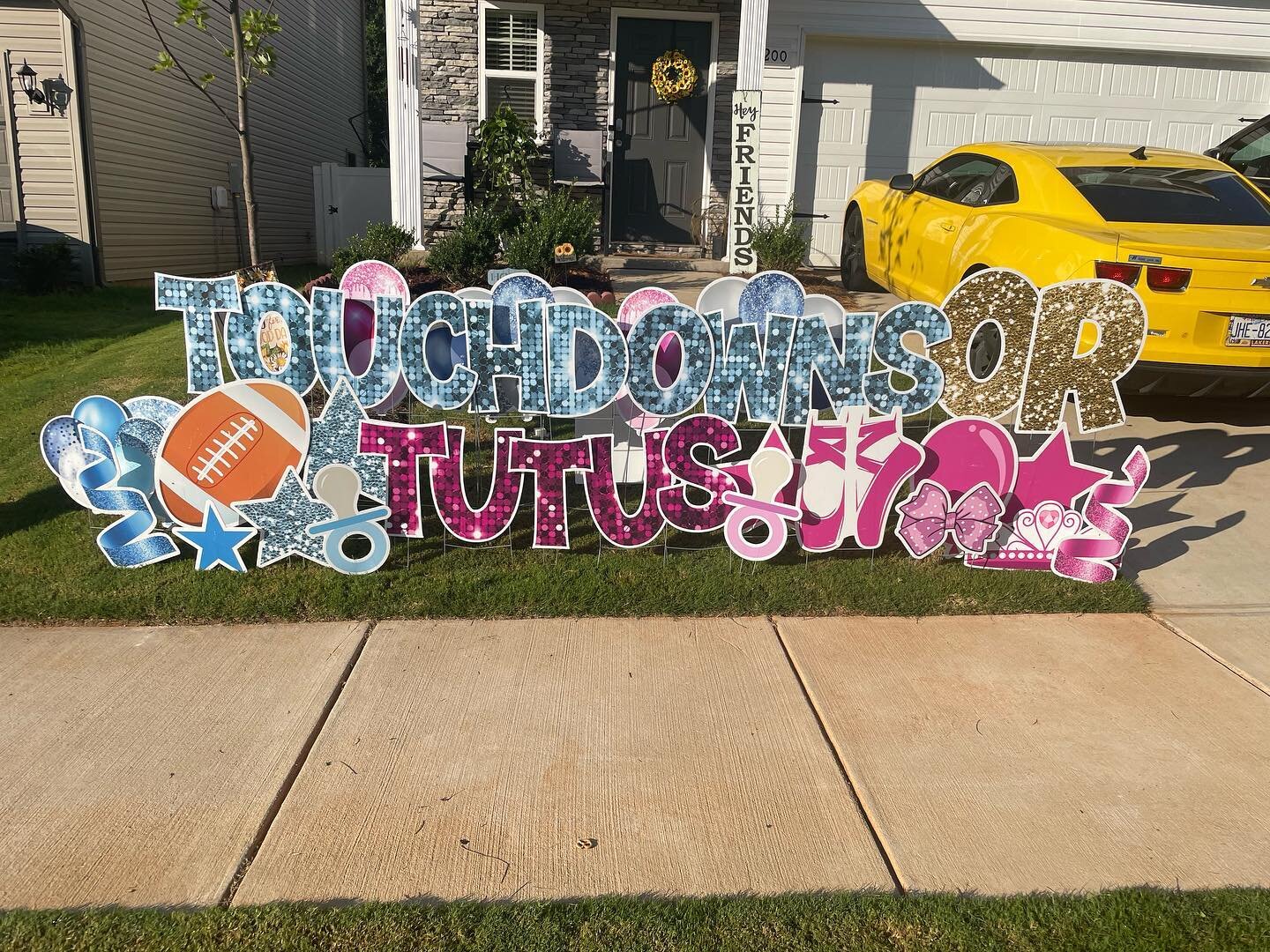Will it be touchdowns 🏈 or tutus 🩰? We loved celebrating this gender reveal! 😍🥰

#Harrisburgyardcard #harrisburgnc #concordnc #midlandnc #yardcard #yardsign #happybirthday #party #celebrate #sayitintheyard #supportlocal
