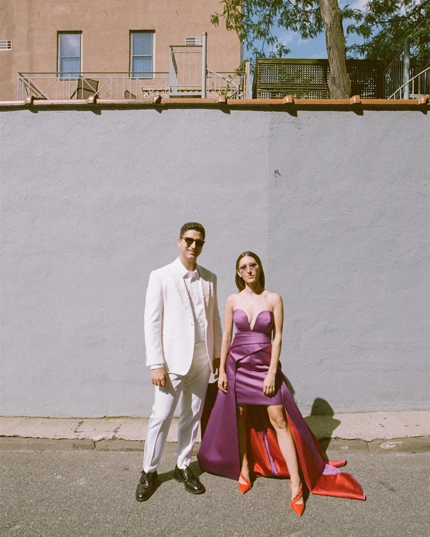 A colorful Saturday in BK featured on @_anti_bride 
.
photo @chellisemichaelphotography 
planning @dawnmauberret 
florals @ahna__han 
beauty @willowhouse.beauty makeup by michelle | hair by johnny
venue @brooklyngrange