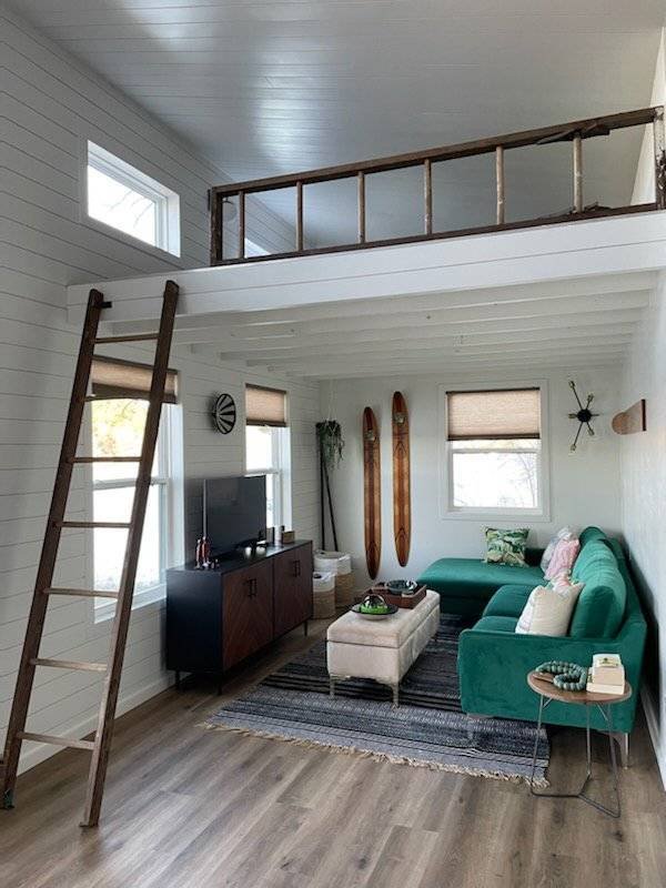 Modern-house-kit-alabama-interior-room-loft-cus.original.jpg