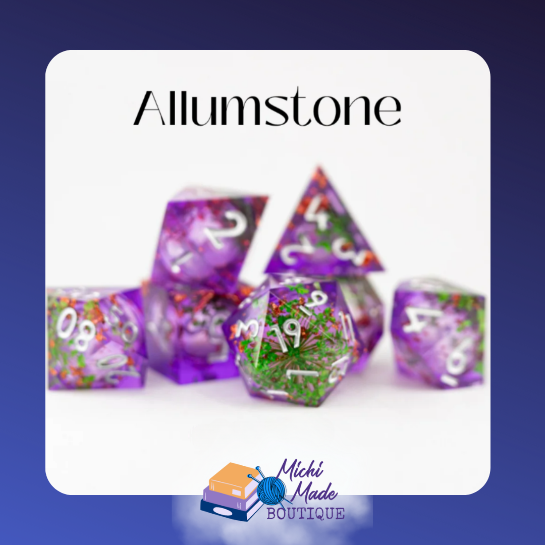 • Allumstone: Purple liquid-core dice with white numbers and green iridescent glitter swirling inside.