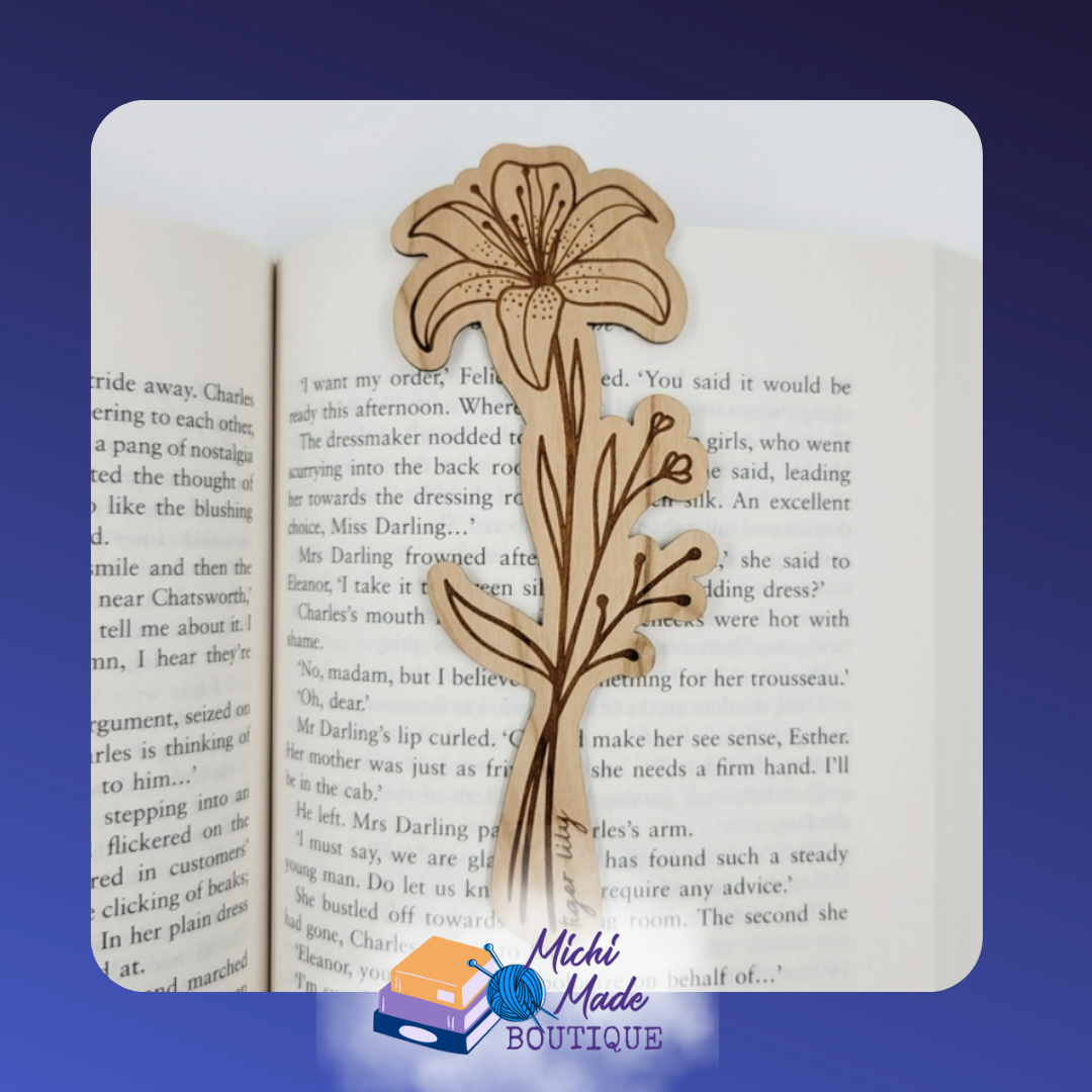 Tiger Lily – Wooden bookmark shaped like a tiger lily with engraved stem and spotted petals.