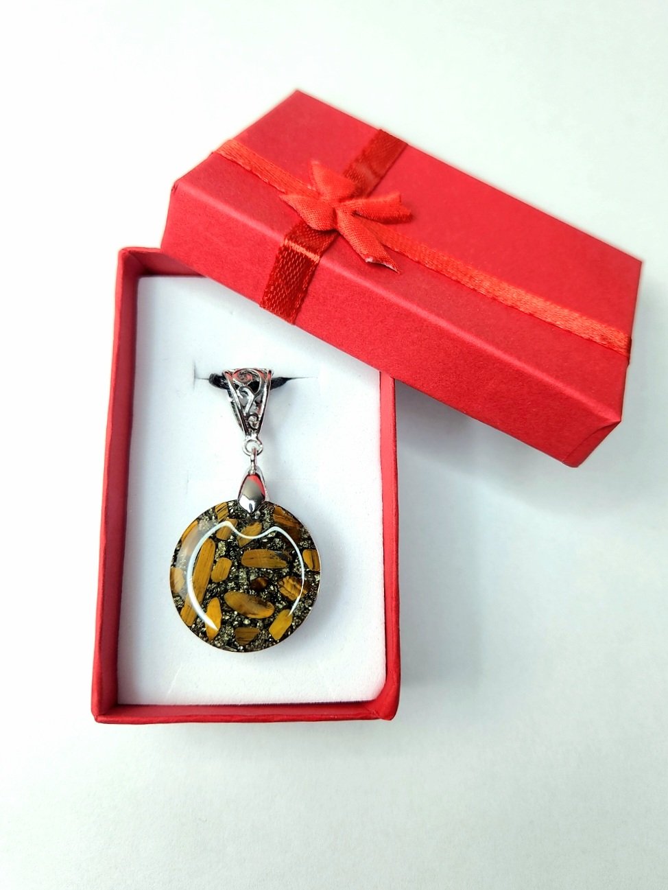 Crystal Resin Necklace