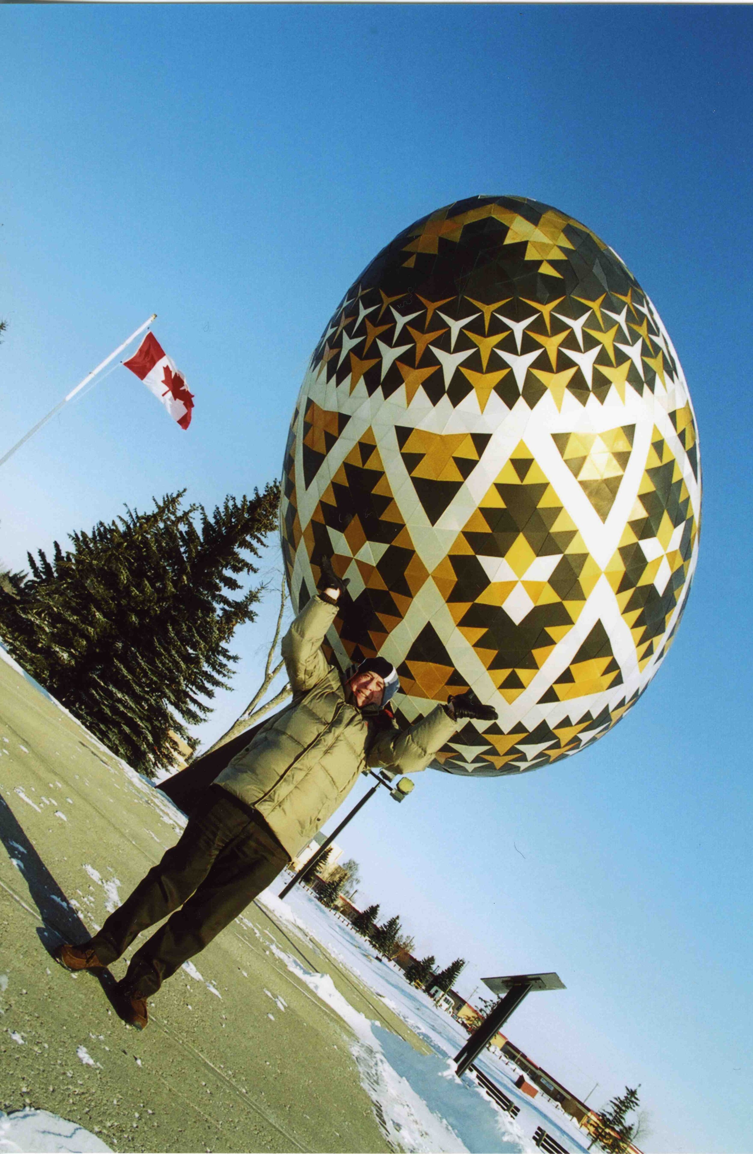 Largest Ukrainian Easter Egg.jpg