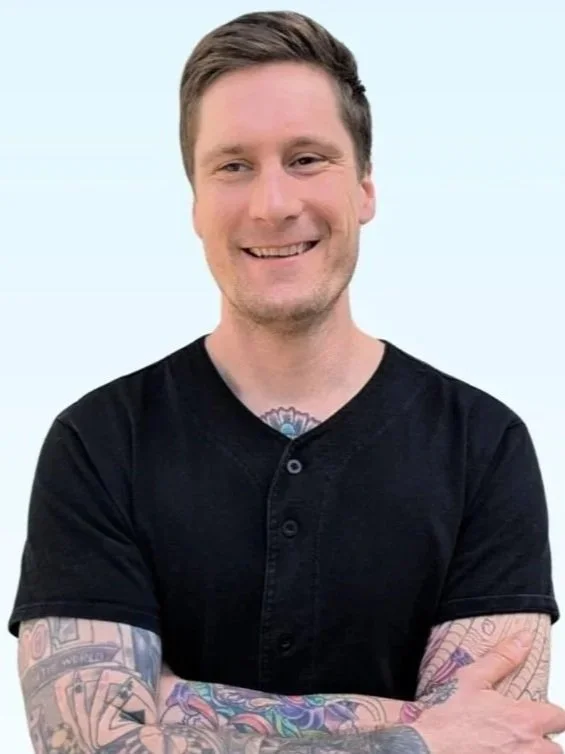 Taylor Duchesneau is a couples therapist in Portland, OR.