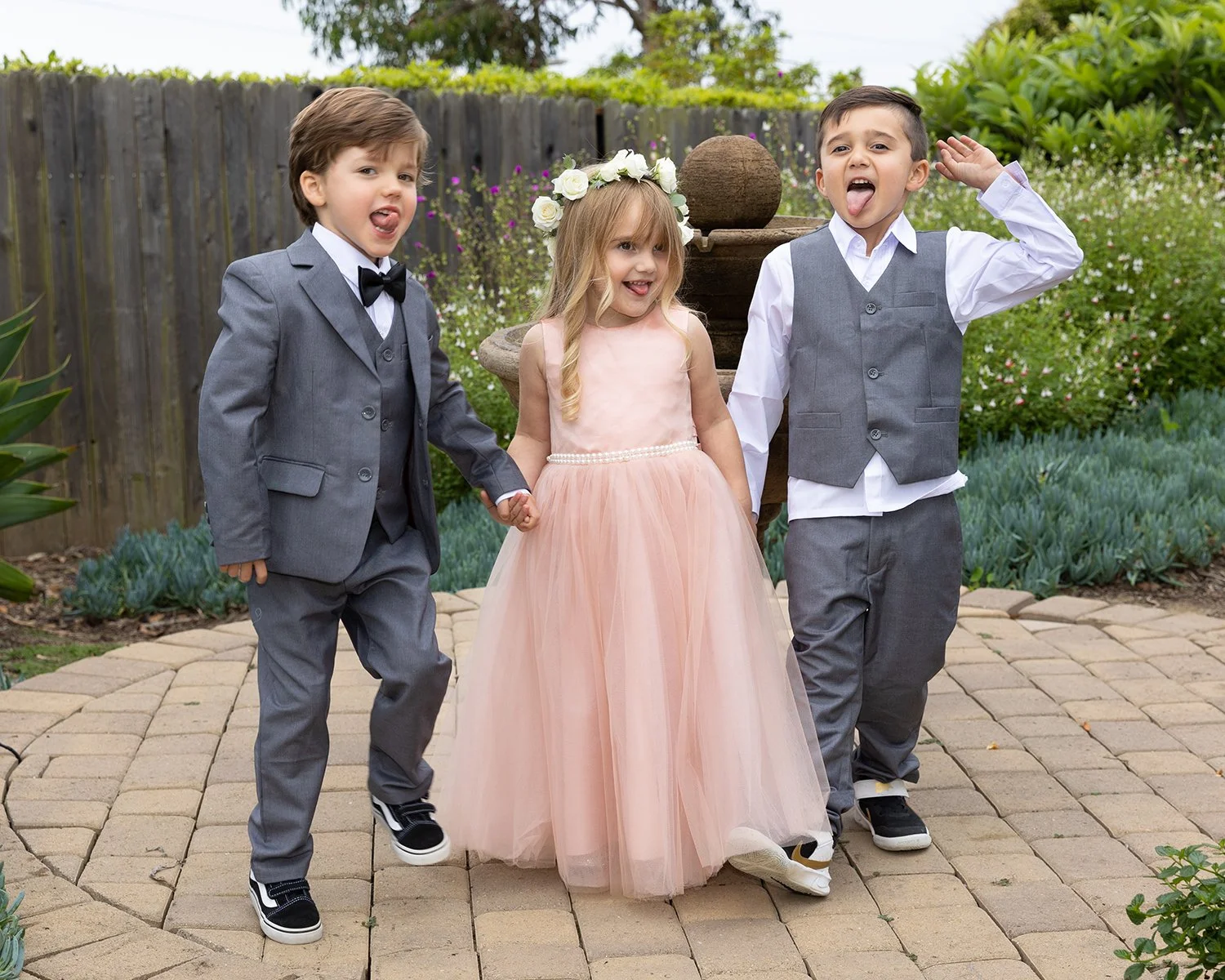blended-family-wedding-grandkids-playing.jpg