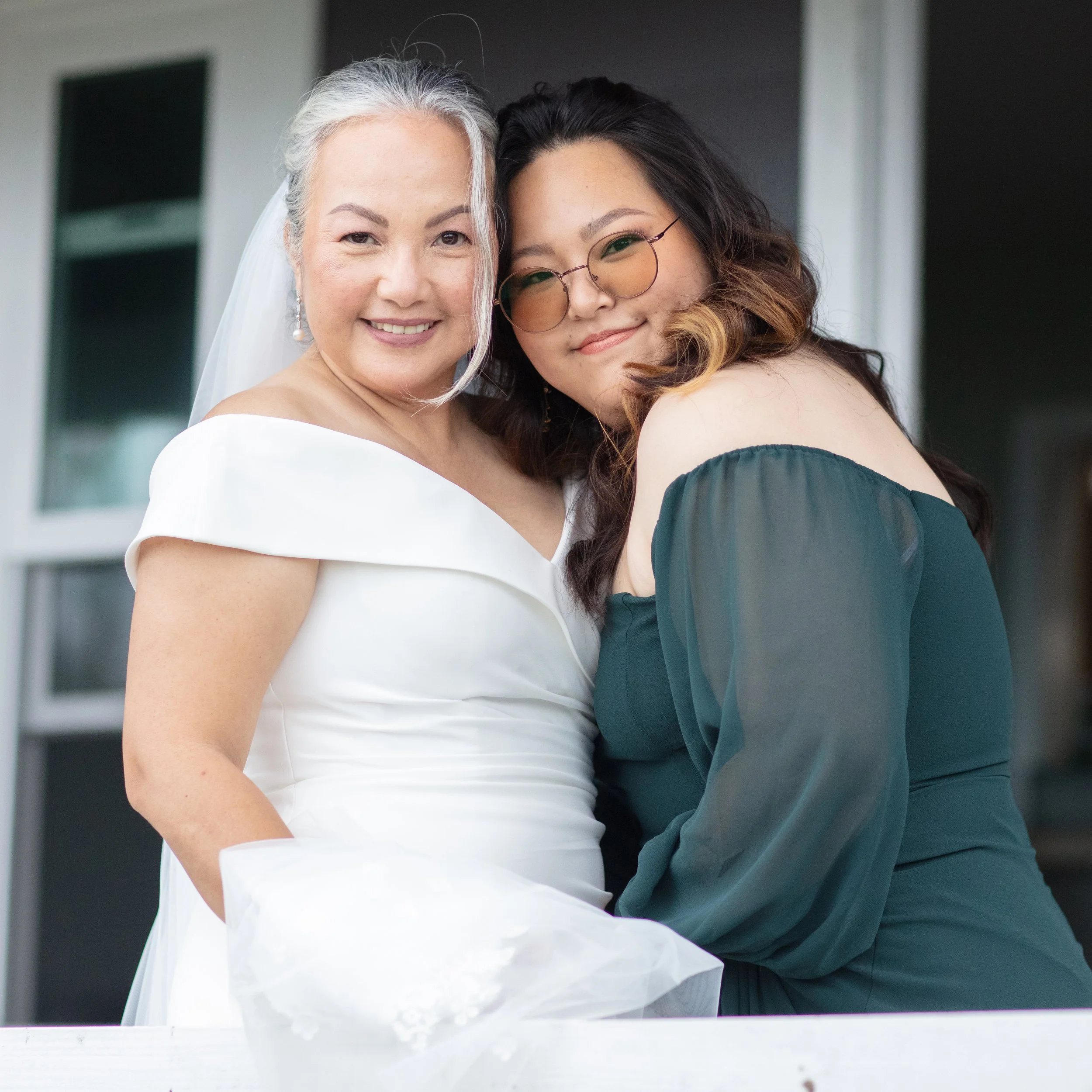 blended-family-wedding-mother-adult-daughter-portrait.jpg