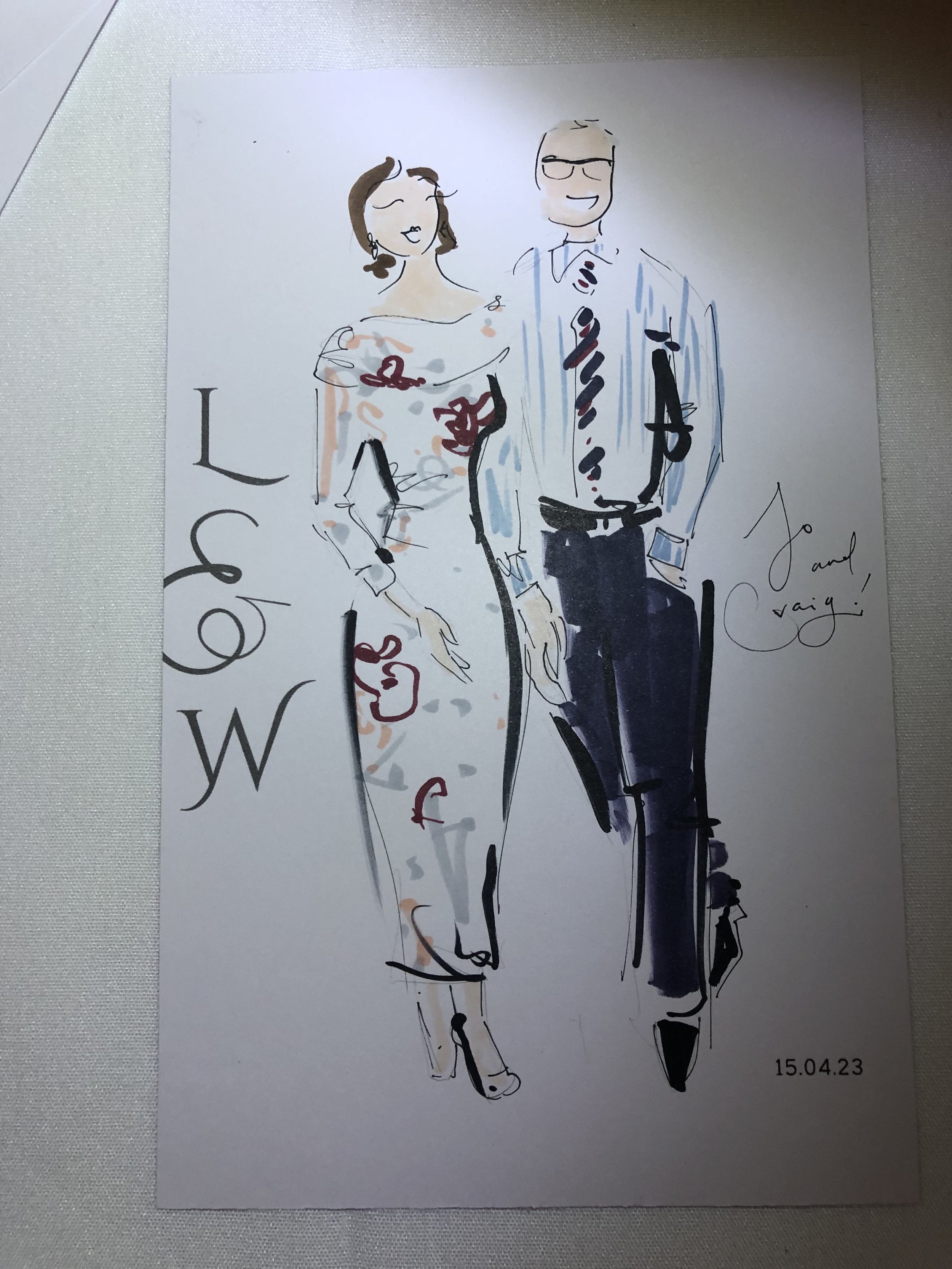 Live-Illustration-by-fashion-designer-Emma-Bond-of-Madi-and-Pip-wedding-of-LW_9813.jpeg