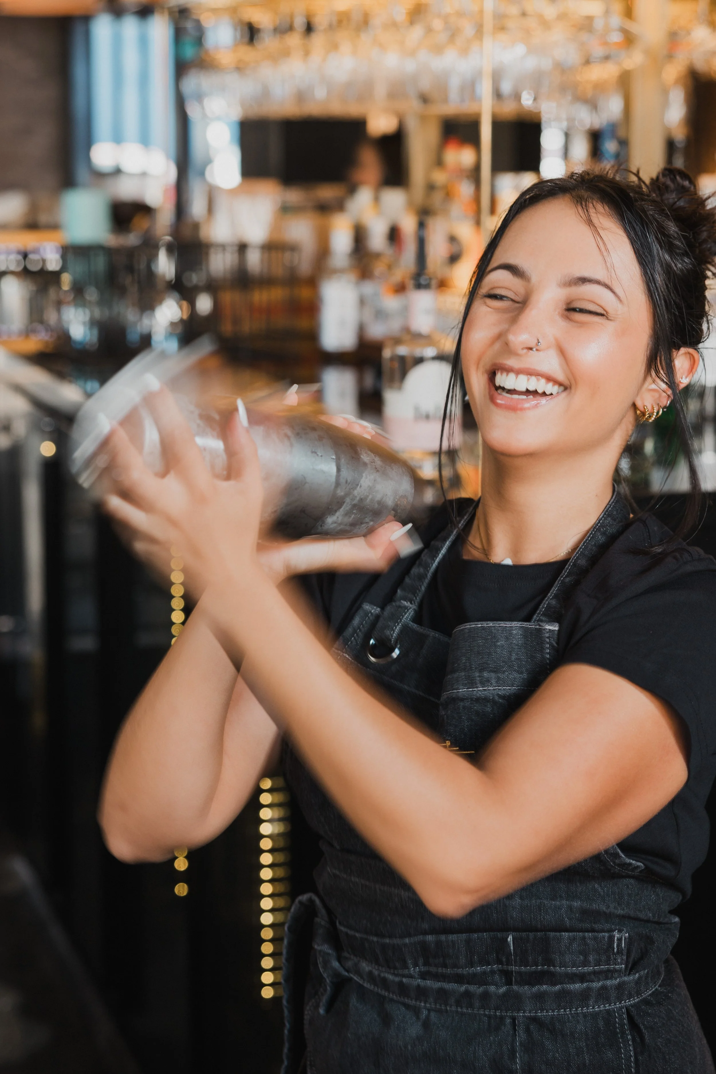 COCKTAIL SHAKING.jpg