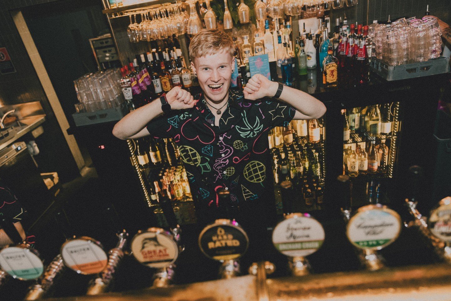 Calling ALL cool parents and dance floor heroes! 🦩✨ School's nearly back in session, and we're ready to celebrate with you! 

Swing by Pub Troppo from 8pm tonight, we're spinning retro hits in the beer garden and singing Karaoke in The Saloon 'til l
