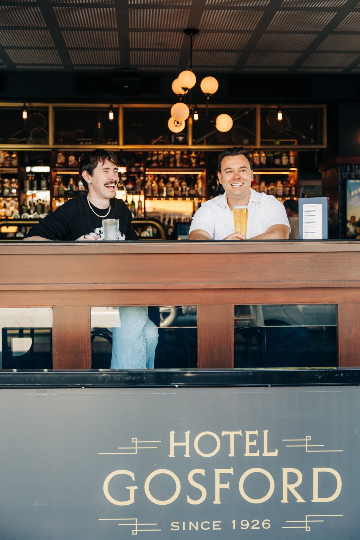 Our doors are open, and it's a cosy Autumn day - Top it off with a $10 pint of our Stone and Wood Green Coast Crisp!

Catch tonight's NRL games live on our mega screens, followed by @gossy.good.times 'til 2am.

See you at the bar!

#HotelGosford #Bee
