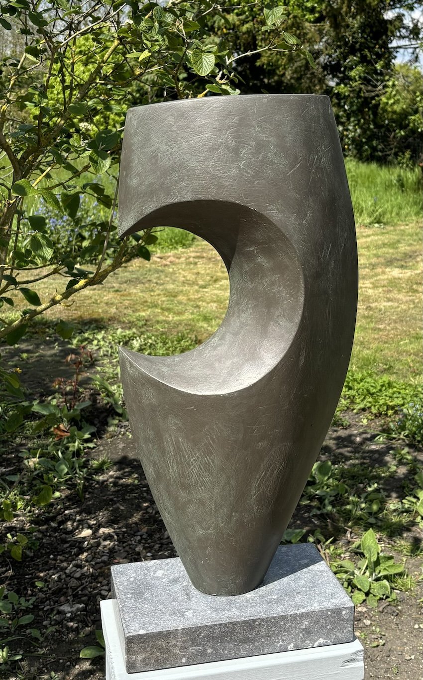 Moon Form