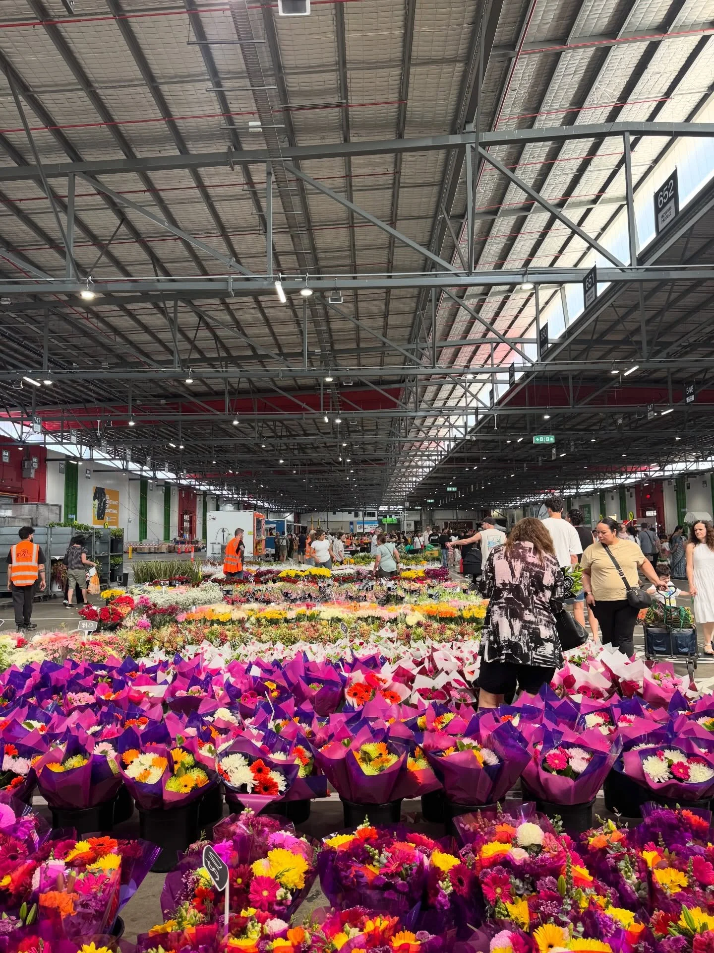 Market Saturdays 💘

Open every Saturday to the public from:
8:30am - 1:30pm

📍55 Produce Dr, Epping VIC

#HalitFlowers #MelbourneMarket