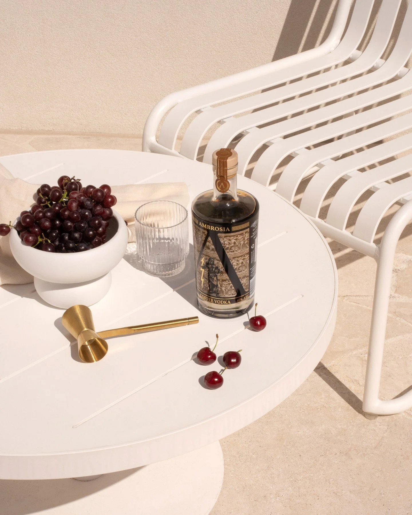 Lifestyle content isn&rsquo;t about the product alone... it&rsquo;s about the moment around it.⁠
⁠
These images are powerful because they:⁠
&bull; Build brand mood and story⁠
&bull; Support launches and campaigns⁠
&bull; Create cohesion across your s