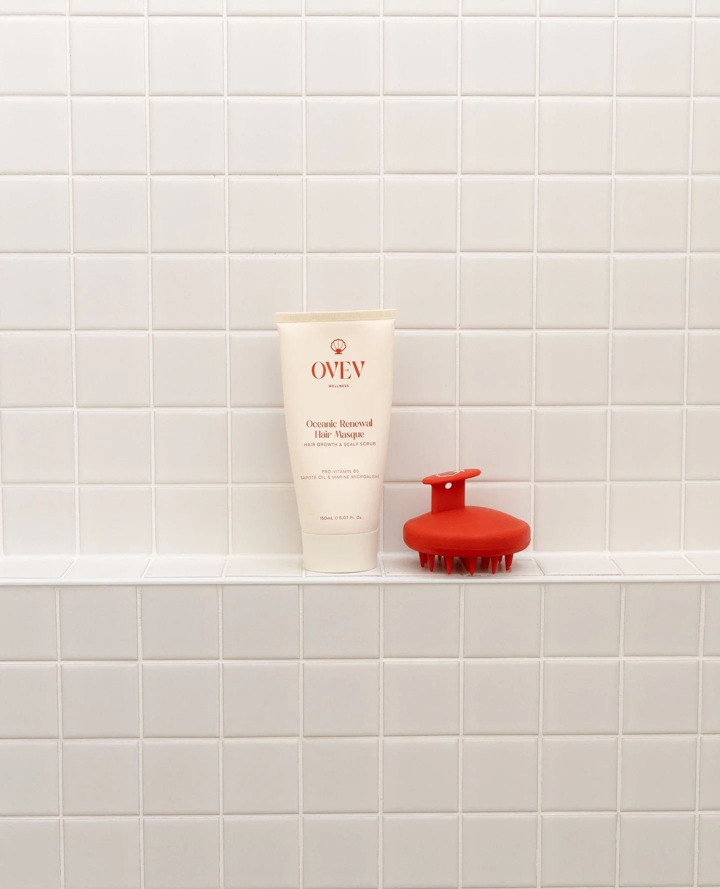 Clean lines. Clinical clarity. Soft depth.⁠
Wellness product photography that builds trust while staying beautifully minimal.⁠
⁠
#SkincarePhotography #WellnessBranding #EcommerceContent