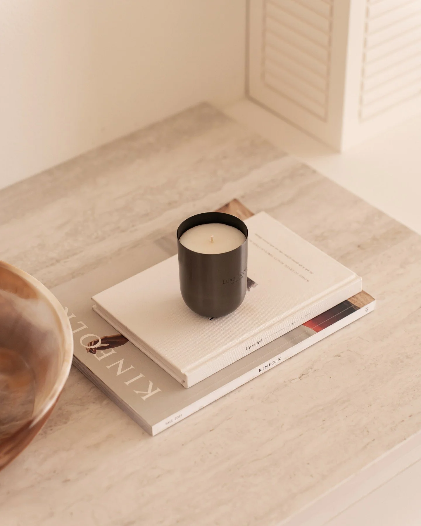 Luxury candle product photography styled for e-commerce and premium home fragrance branding.⁠
⁠
#CandlePhotography #ProductPhotographyAustralia #HomewareBrand