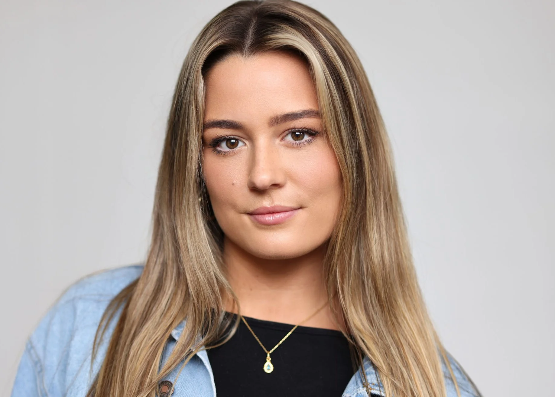 taree-photographer-photgraphy-lenshead-headshots--OMHS0181M.jpg