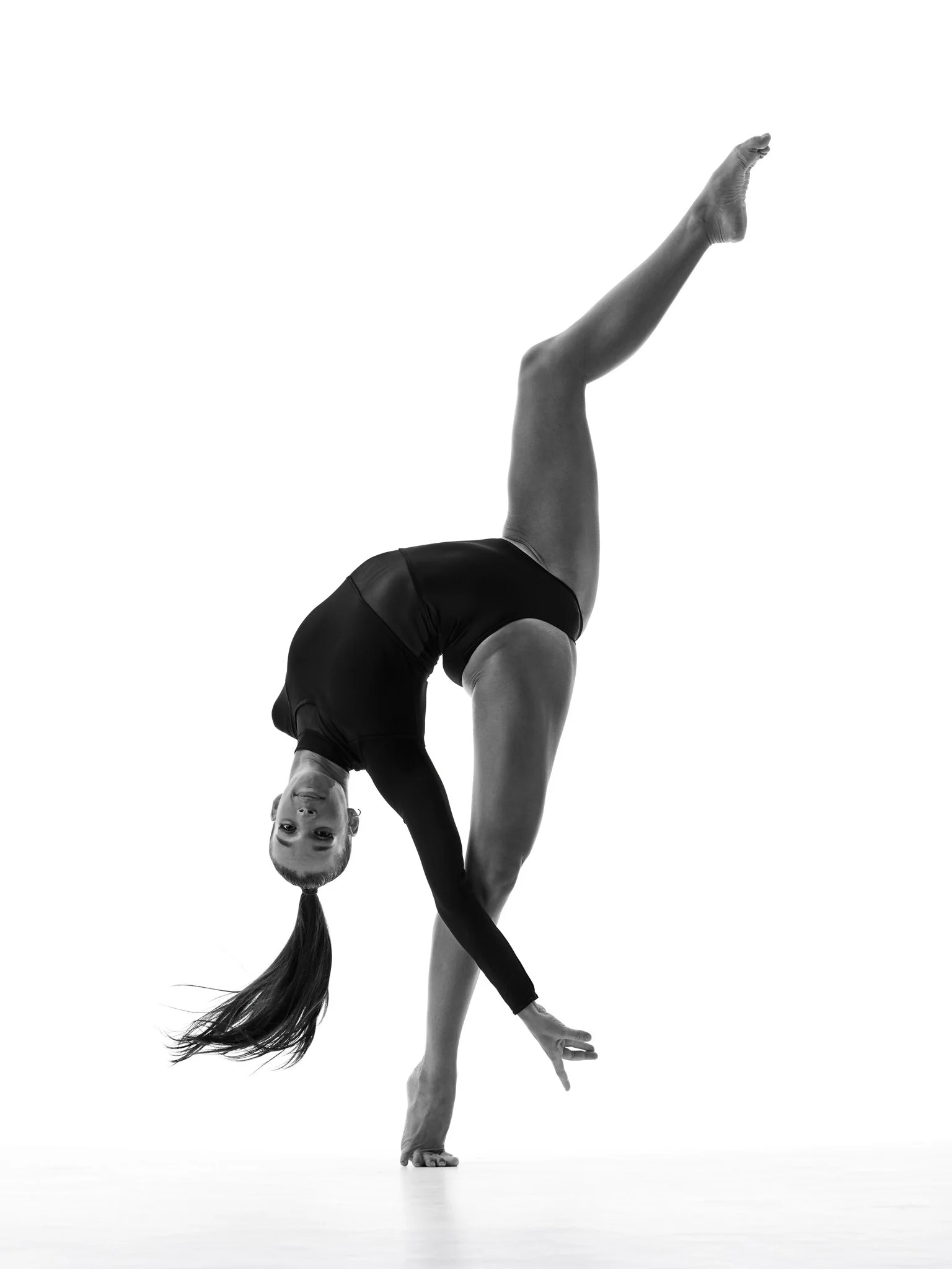 taree-photographer-photgraphy-lenshead-dance-portraiture-SSDS0099M.jpg