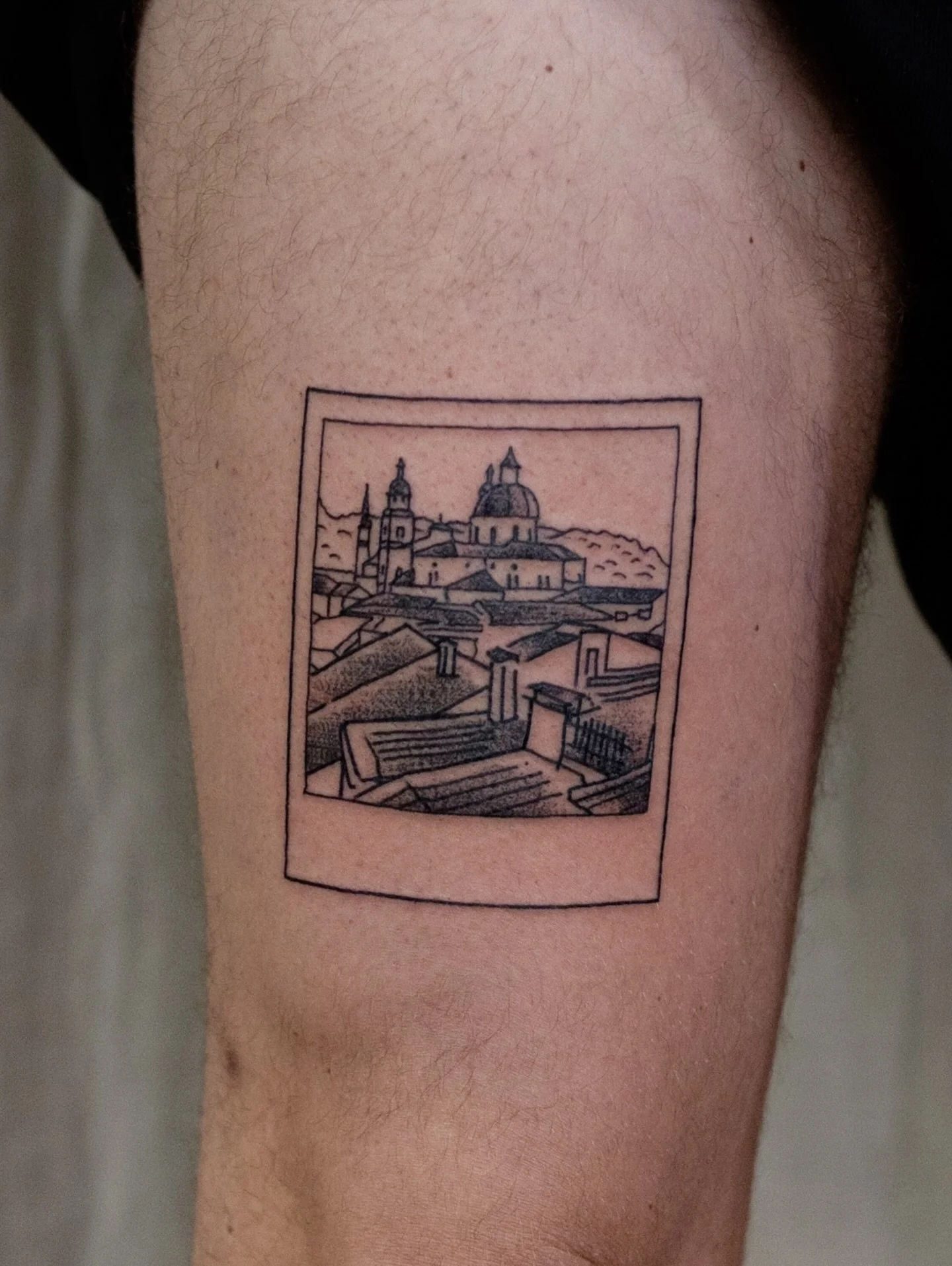 ✨ Salzburg ✨ 
Habt ihr letztens meine Salzburg-Flash-Edition gesehen? Ich hab ein paar Tattoo-Motive f&uuml;r euch Salzburg Liebhaber*innen gestaltet, damit ihr es als Erinnerung auf euch tragen k&ouml;nnt!

Unter dem Link in meiner Bio k&ouml;nnt ih