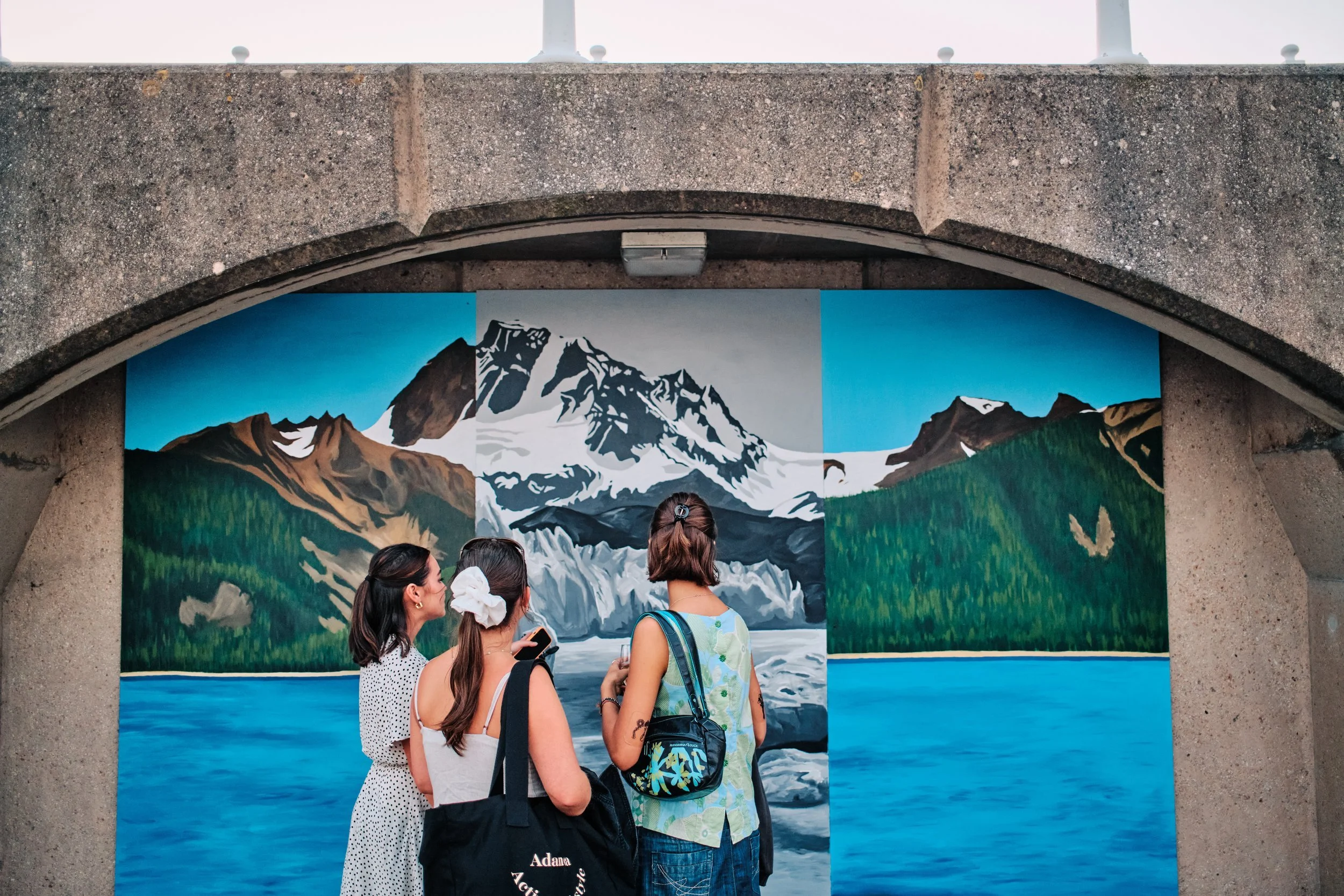 24-09-19_JW+x+AHJ+-+Art+in+the+Arches_0178_X1VI2305+(1).jpg