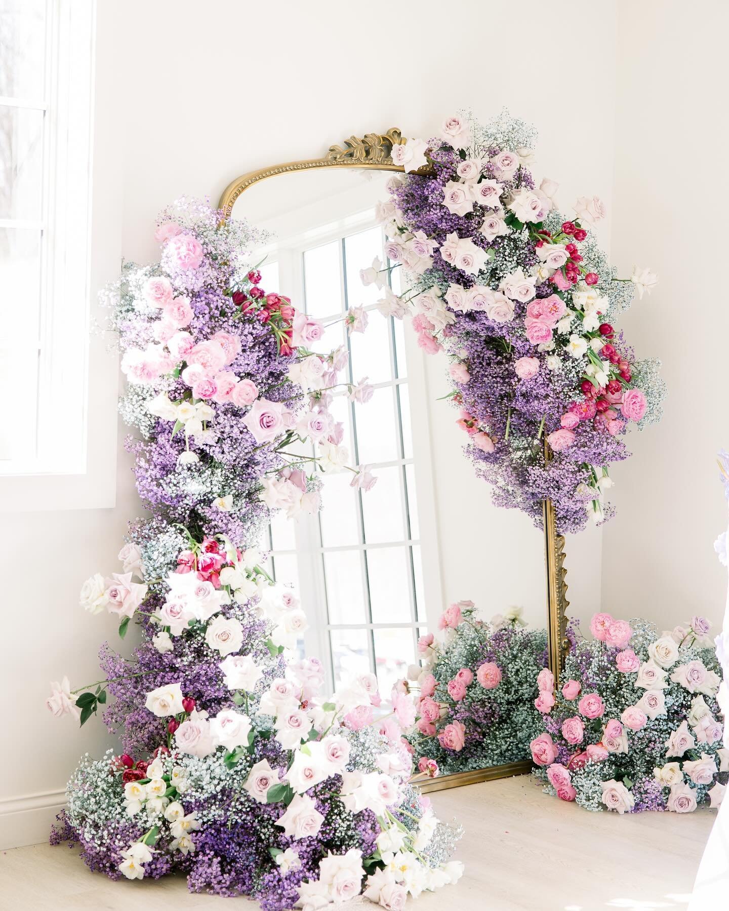 Ethereal beauty at its finest&mdash;no words needed. 🦋

Wedding Vendors:
Photographer: @brennapherigophotography Host:@styledshootsacrossamerica
Concept &amp; Planning: @heatherbengeofficial &amp; @alexiawoolumssaa
Venue: @westwind_hills
Floral Desi