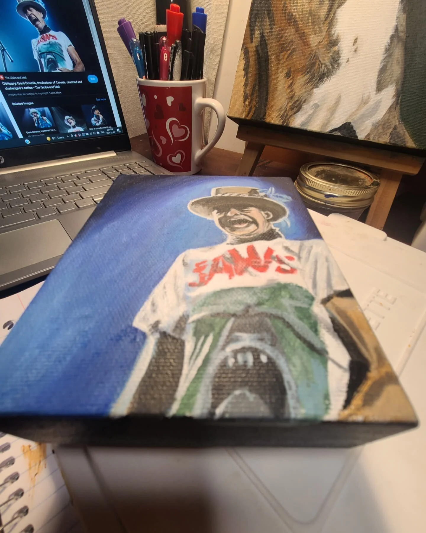 Working on something new ALWAYS makes my heart happy💛

Don't worry though, I am still working on your Christmas orders, I just needed a creative minute for myself
.
.
.
.
.
.
#gorddownie #tragicallyhip #canadianartist #emergingartist #acryliconcanva
