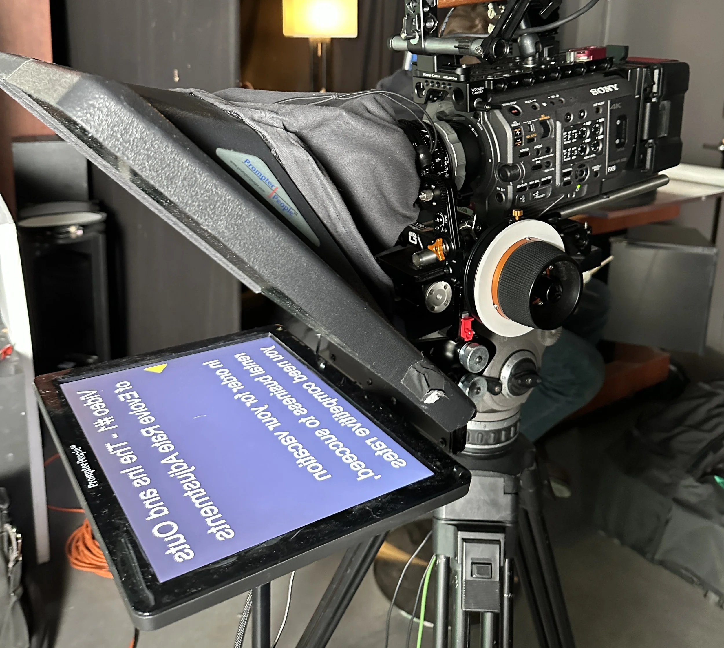Teleprompters for Corporate Video: Choosing the Right Setup