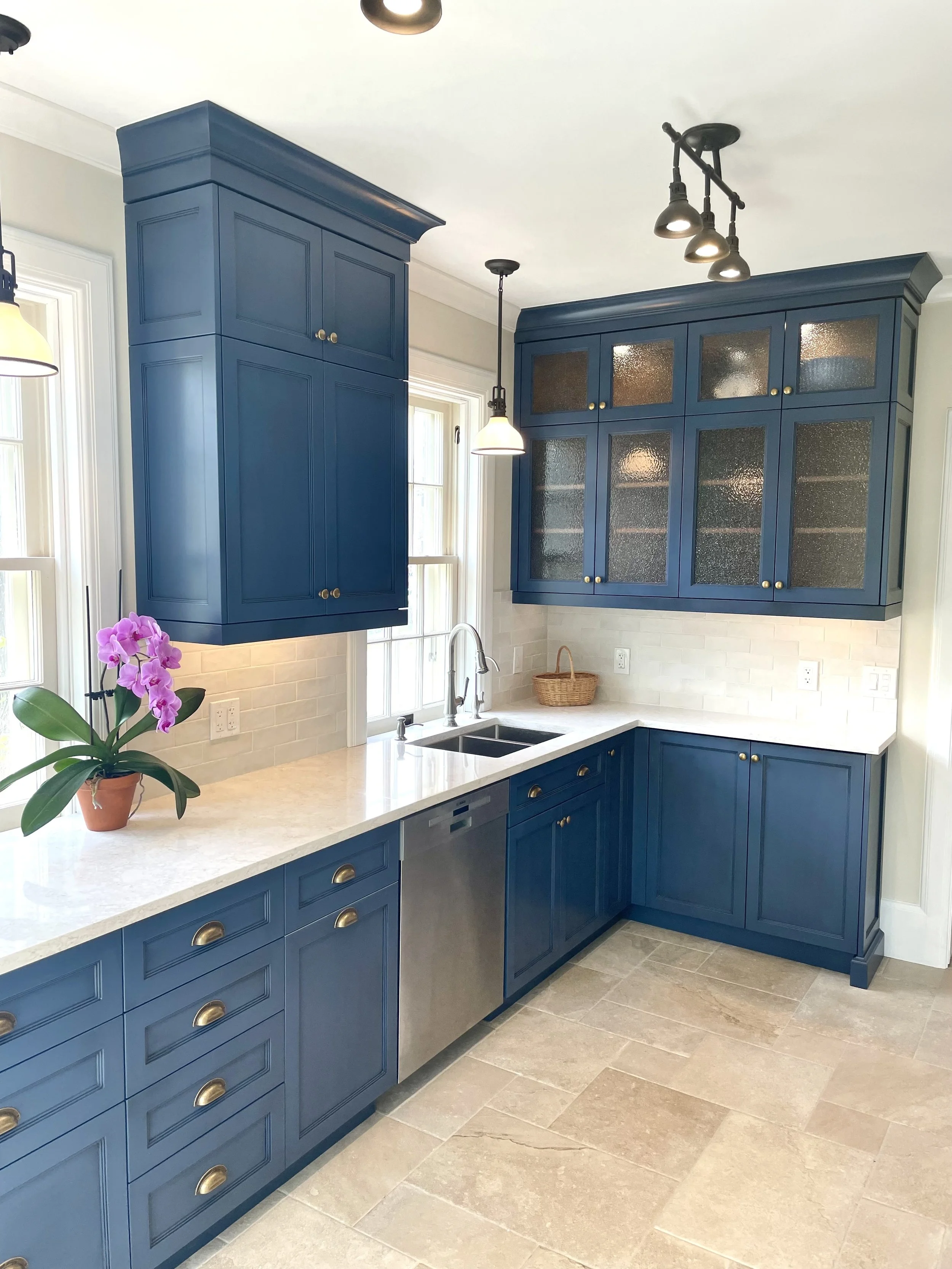 Kitchen renovation with quarts counter tops.jpg