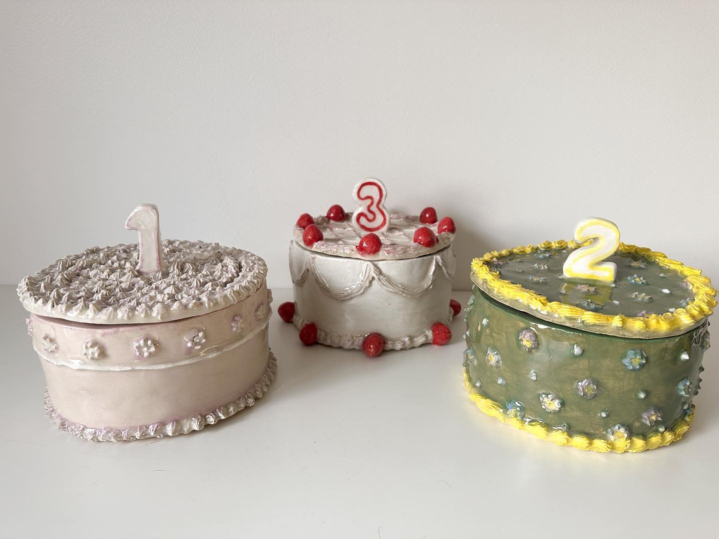 Here&rsquo;s everything I made in my ceramics class this semester. Ceramics still isn&rsquo;t my strongest suit, but I enjoyed making a lot of these things and appreciate that I had the chance to learn and improve! 

Slides 1 and 2 are a series of ca