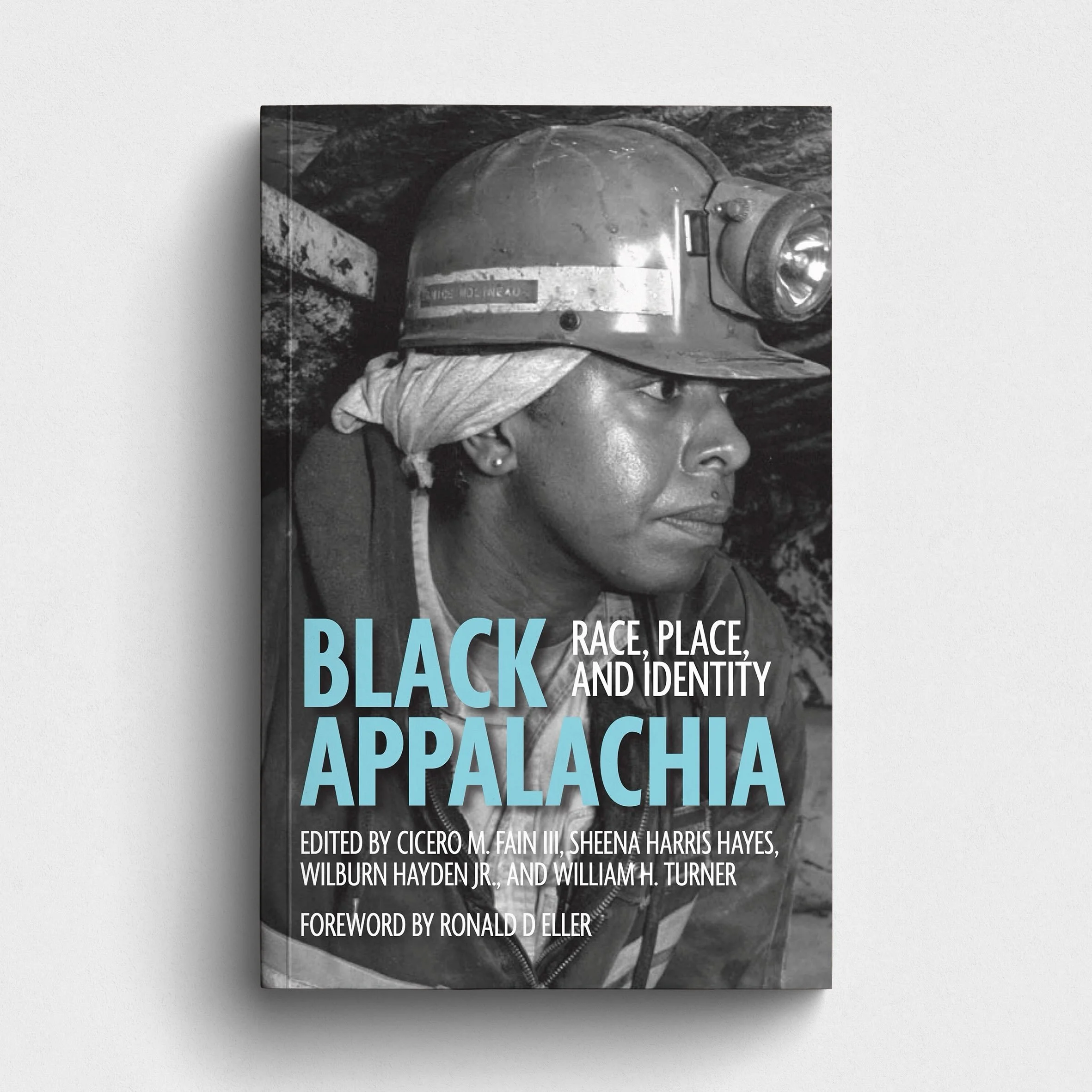 The final book cover I got to design as an intern at the University Press of Kentucky is now in print! Here is the final design, along with a few alternatives, for &ldquo;Black Appalachia: Race, Place, and Identity.&rdquo; 

#bookcover #coverart #boo