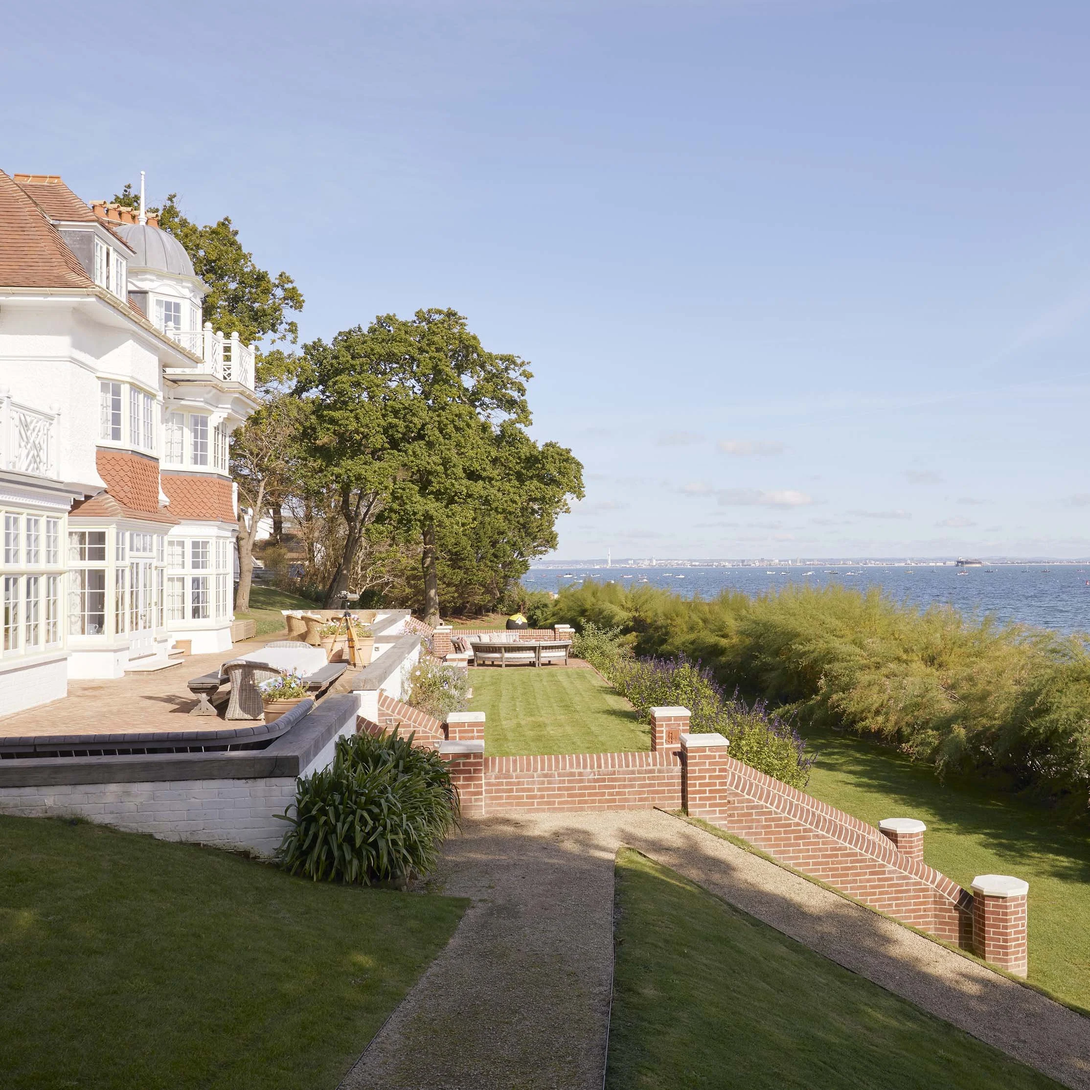 Pier House