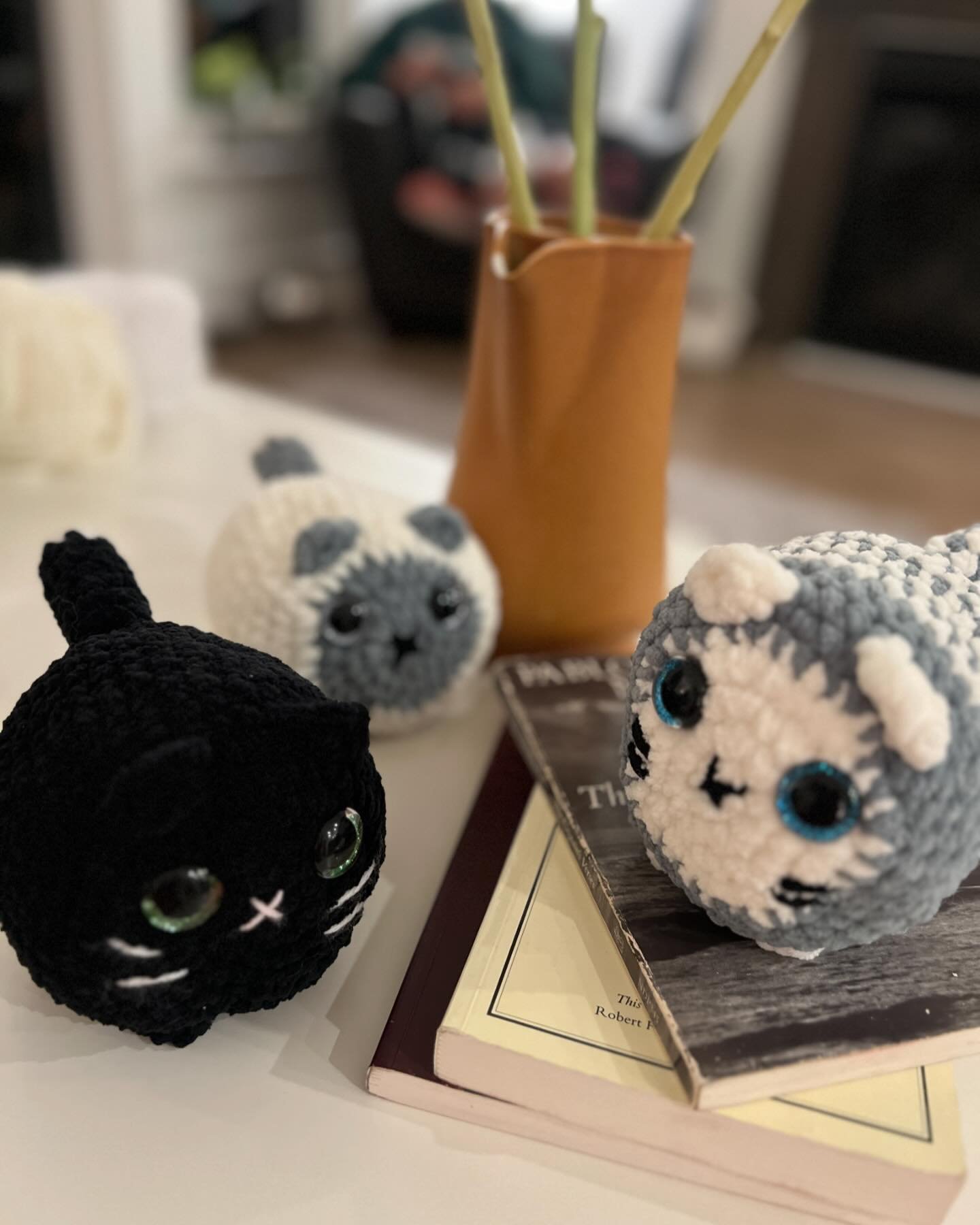 Shout out to one of the youngest entrepreneurial artisans I know! @amigurumi_matias is 14, and he began crocheting during COVID in 2020. Since then he has honed his skills and grown his hobby into a thriving little business that he loves.  He is work