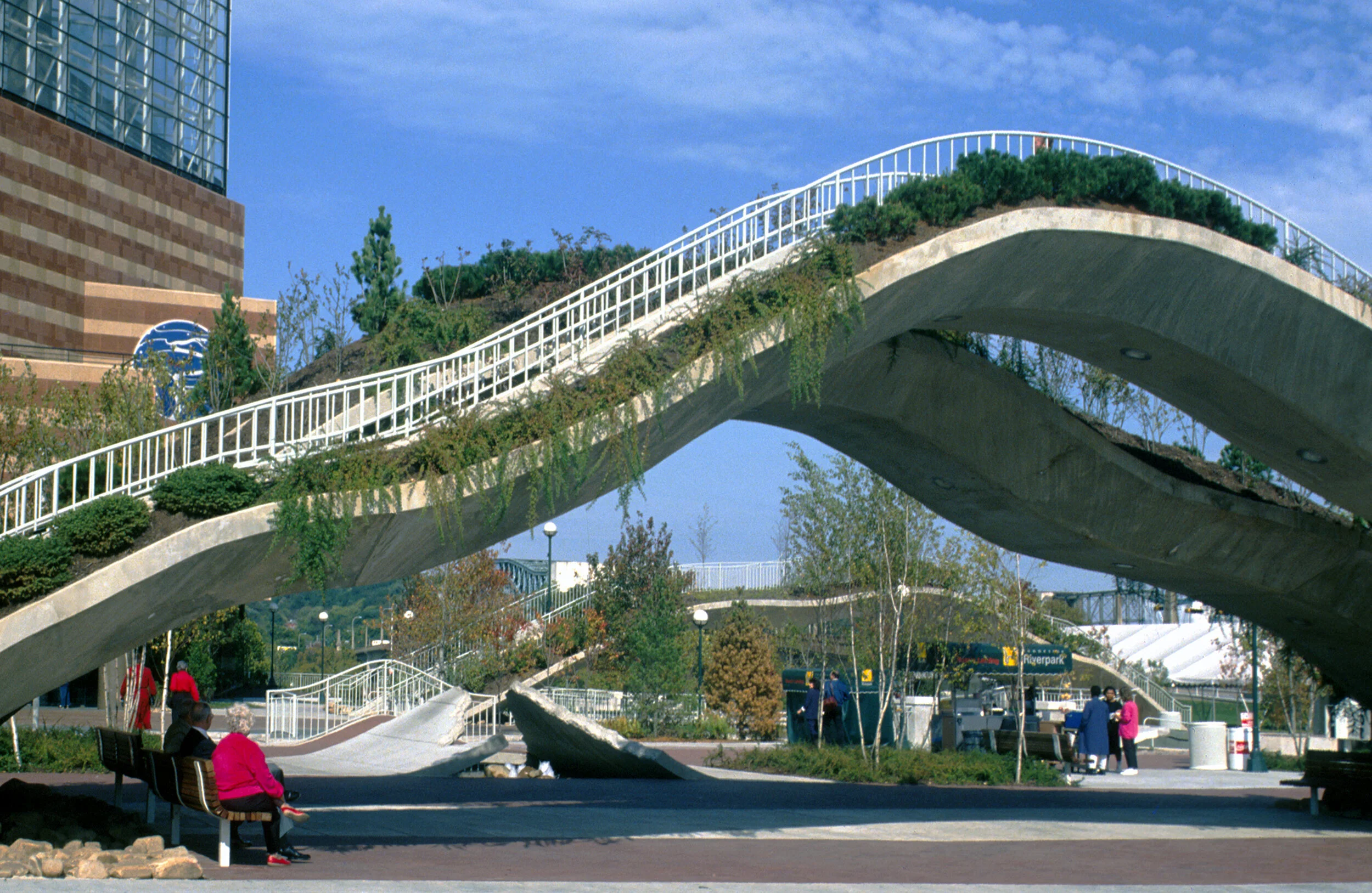 Ross's Landing — SITE