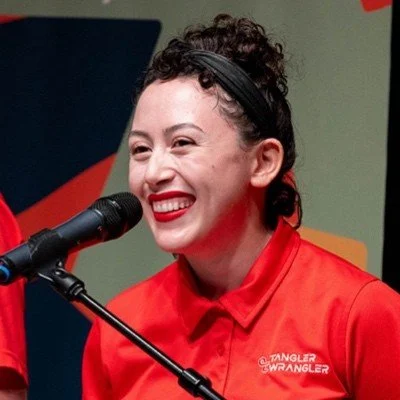 Lauren Barerra Reny, Tangler Wrangler