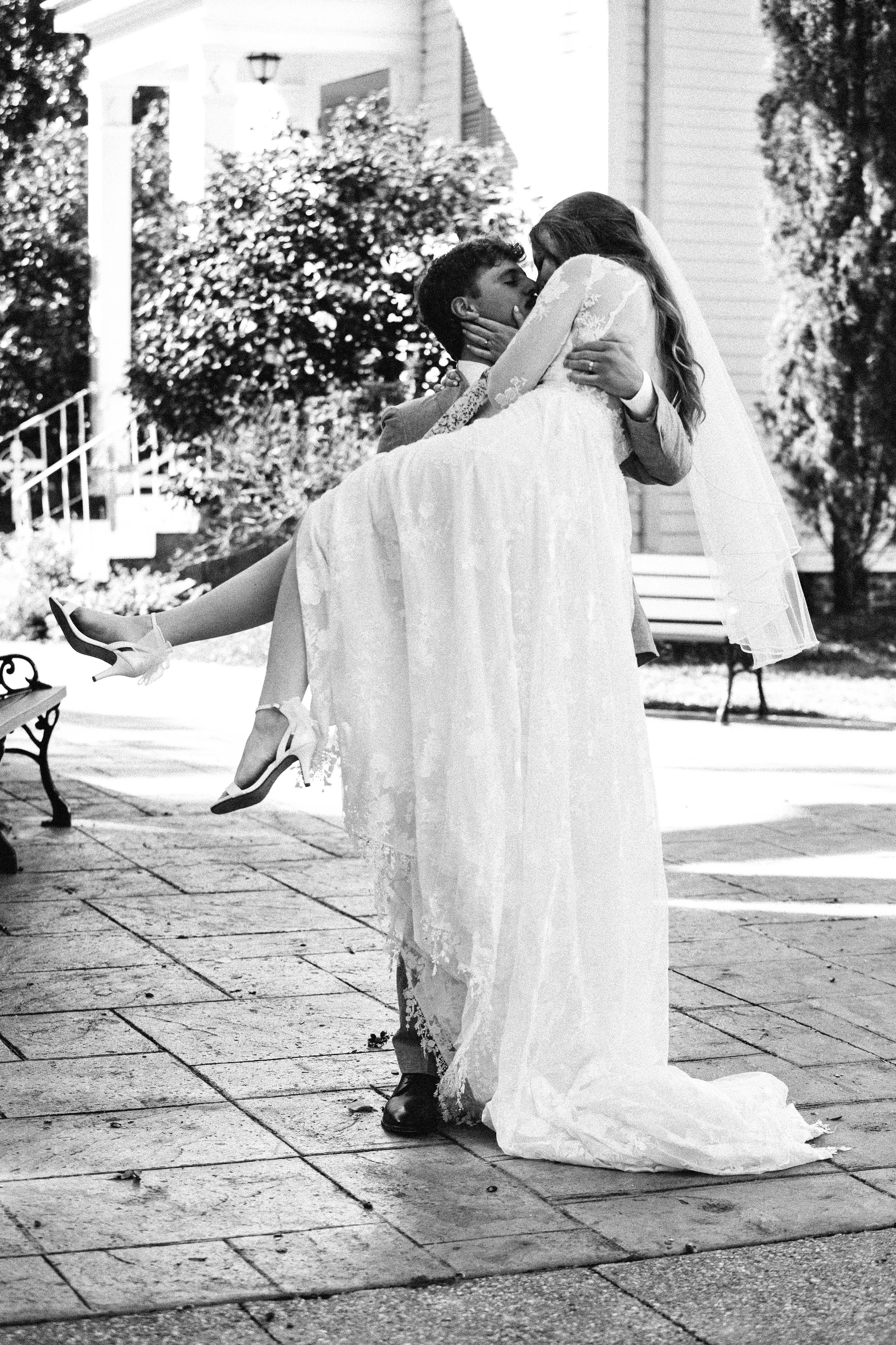 MadelynMicahWedding_719 copy.jpg