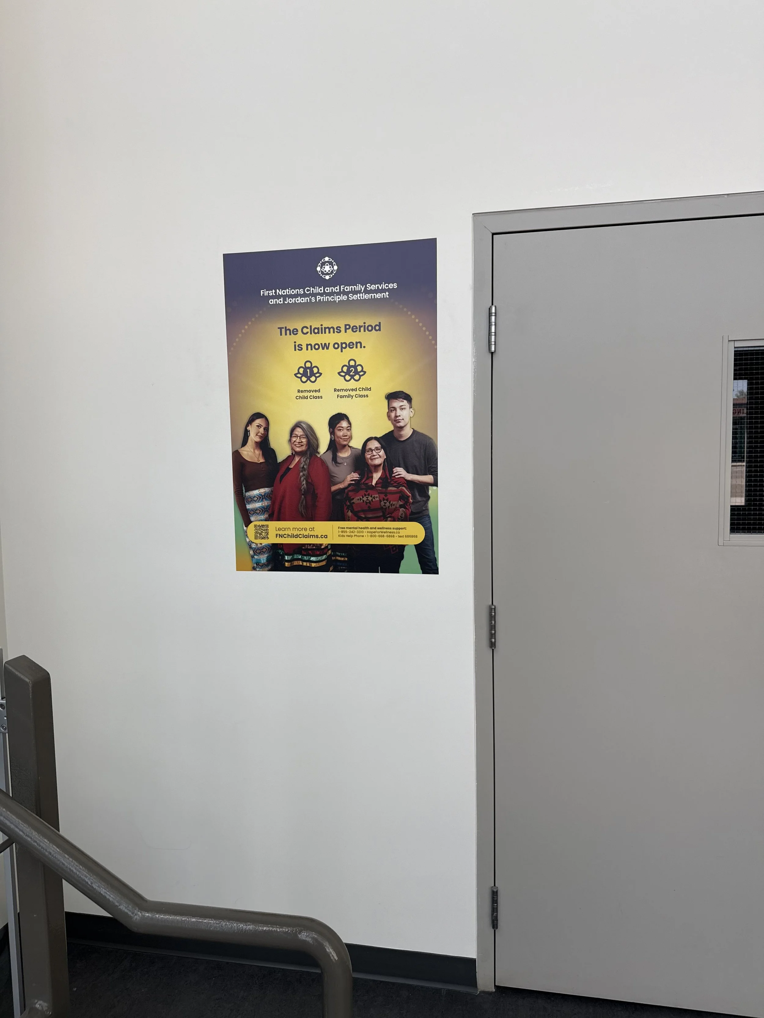 Professional custom mural printing and services by Poison Graphics. We serve all of the NWT and Canada, including Hay River, Yellowknife, Inuvik, Fort Smith. Custom mural painting for business, Custom mural company near me.