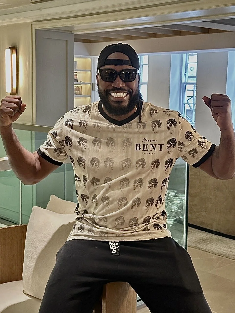 chris-gayle-wearing-maison-bent-queen-nanny-print-football-shirt2.jpg